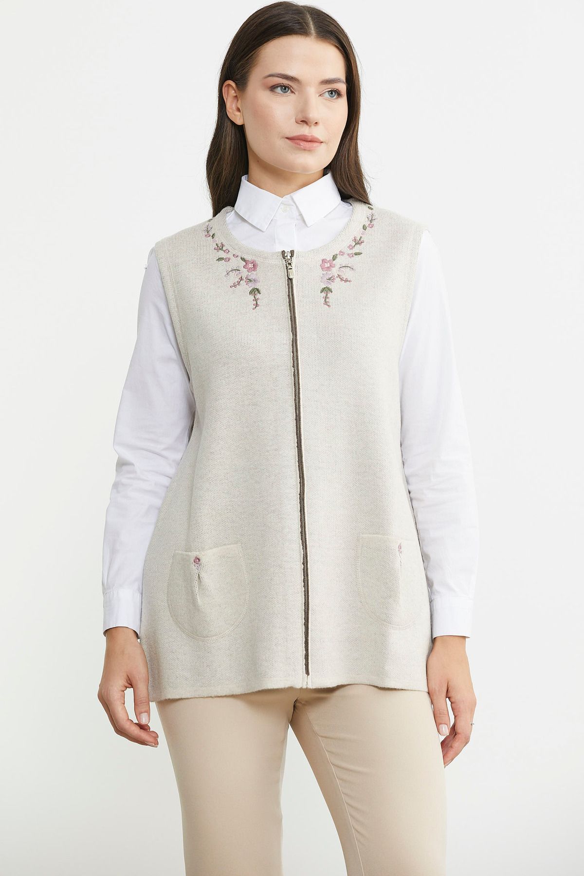 Sementa-Stone Colored Zippered Wool Knitwear Vest with Embroidery Detail 3