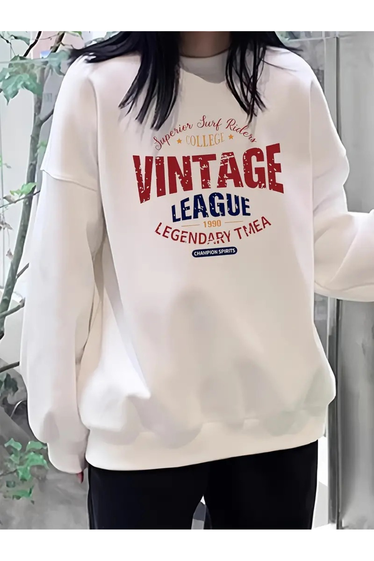 Women's White Vintage Printed Crew Neck Sweatshirt