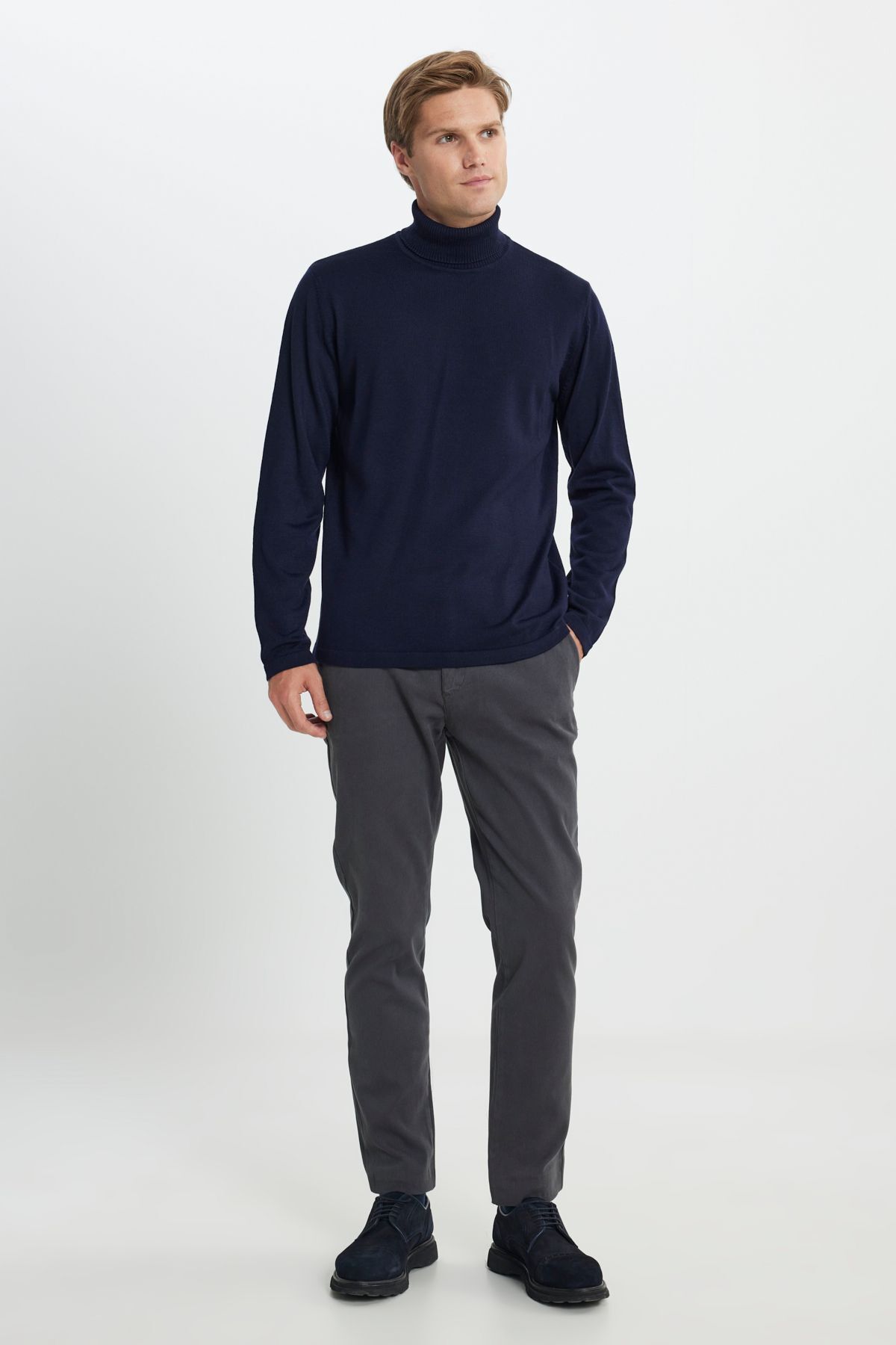 complete the look image