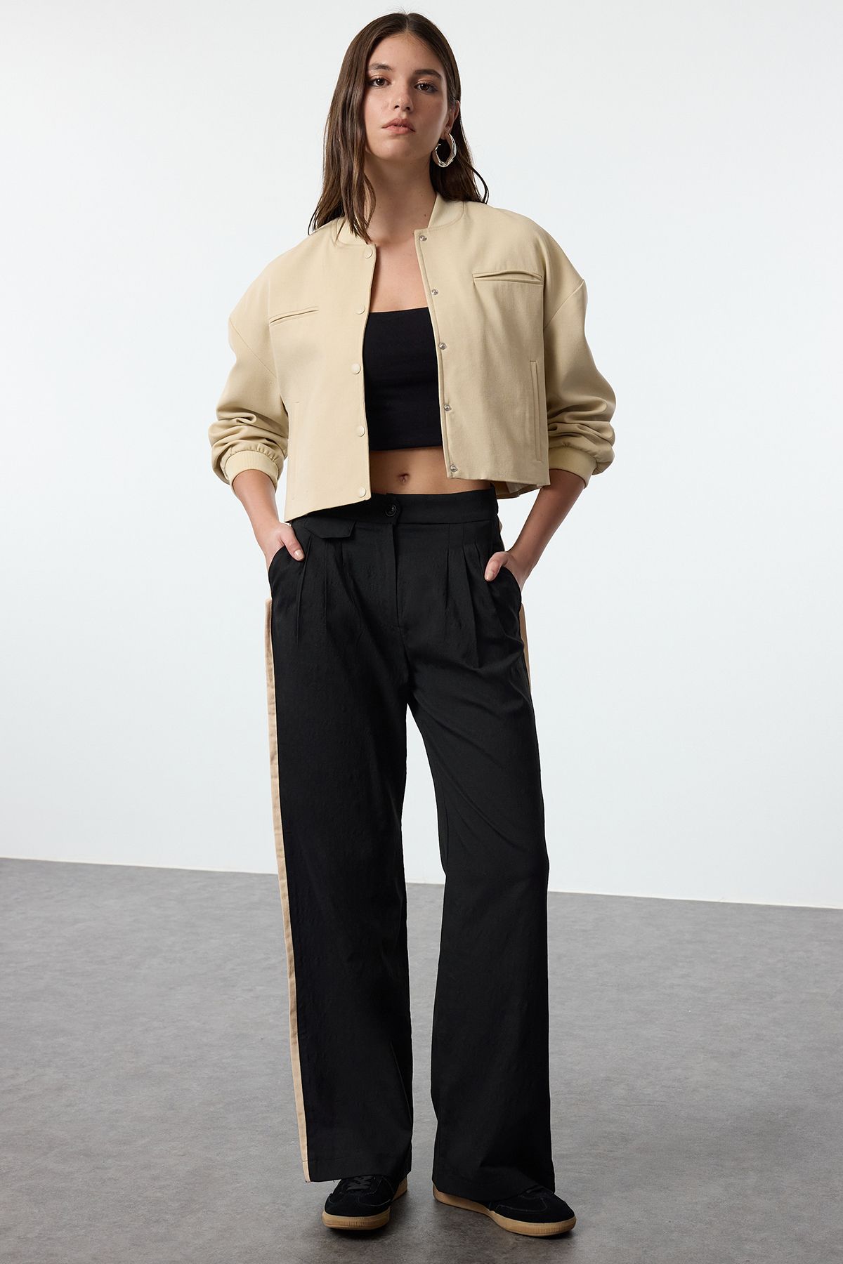 complete the look image