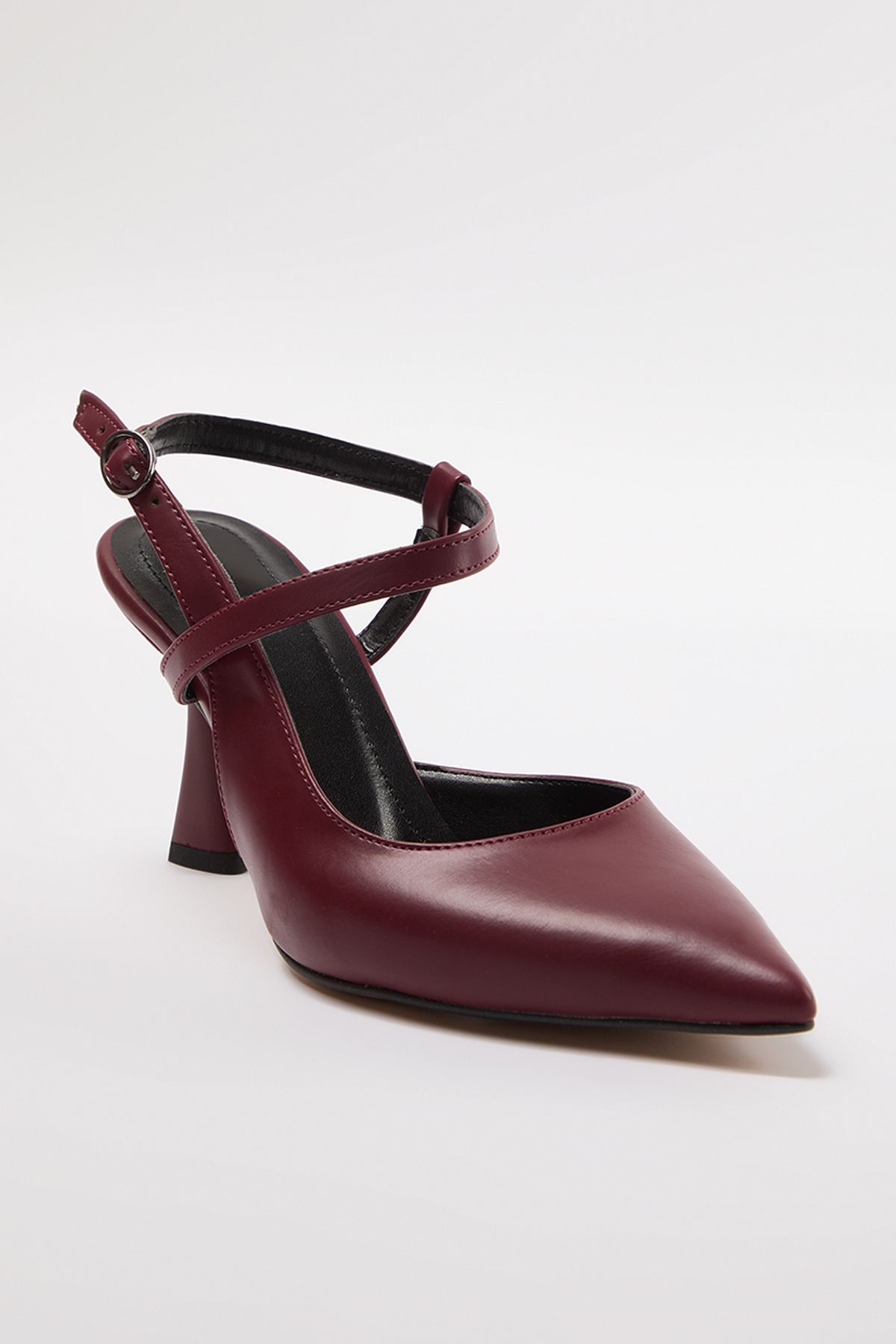 TRENDYOL SHOES-Burgunderrote Damenschuhe mit dünnem Absatz – Knöchelriemen TAKAW25TO00004 5