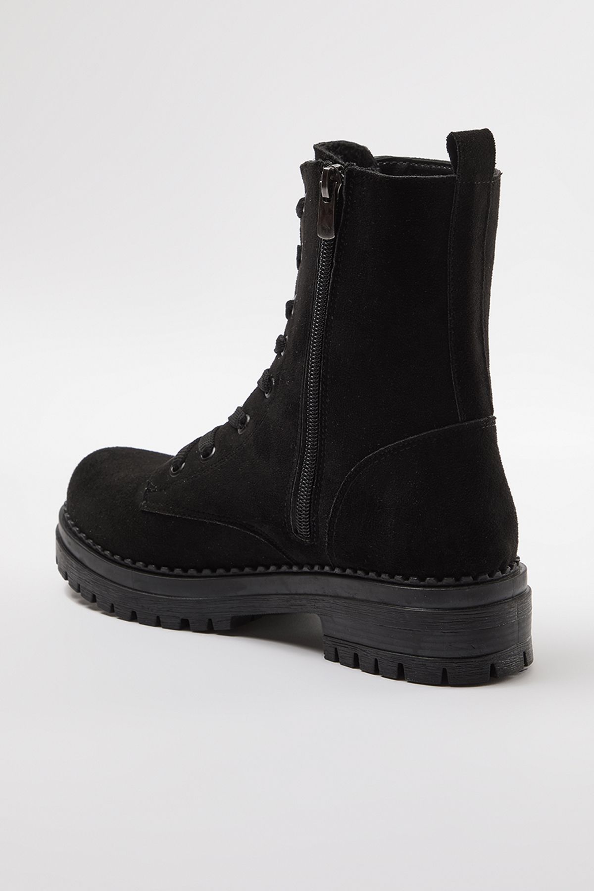 TRENDYOL SHOES-Černé semišové krátké ploché boty pro ženy na šněrování a zip TAKAW25BO00026 4