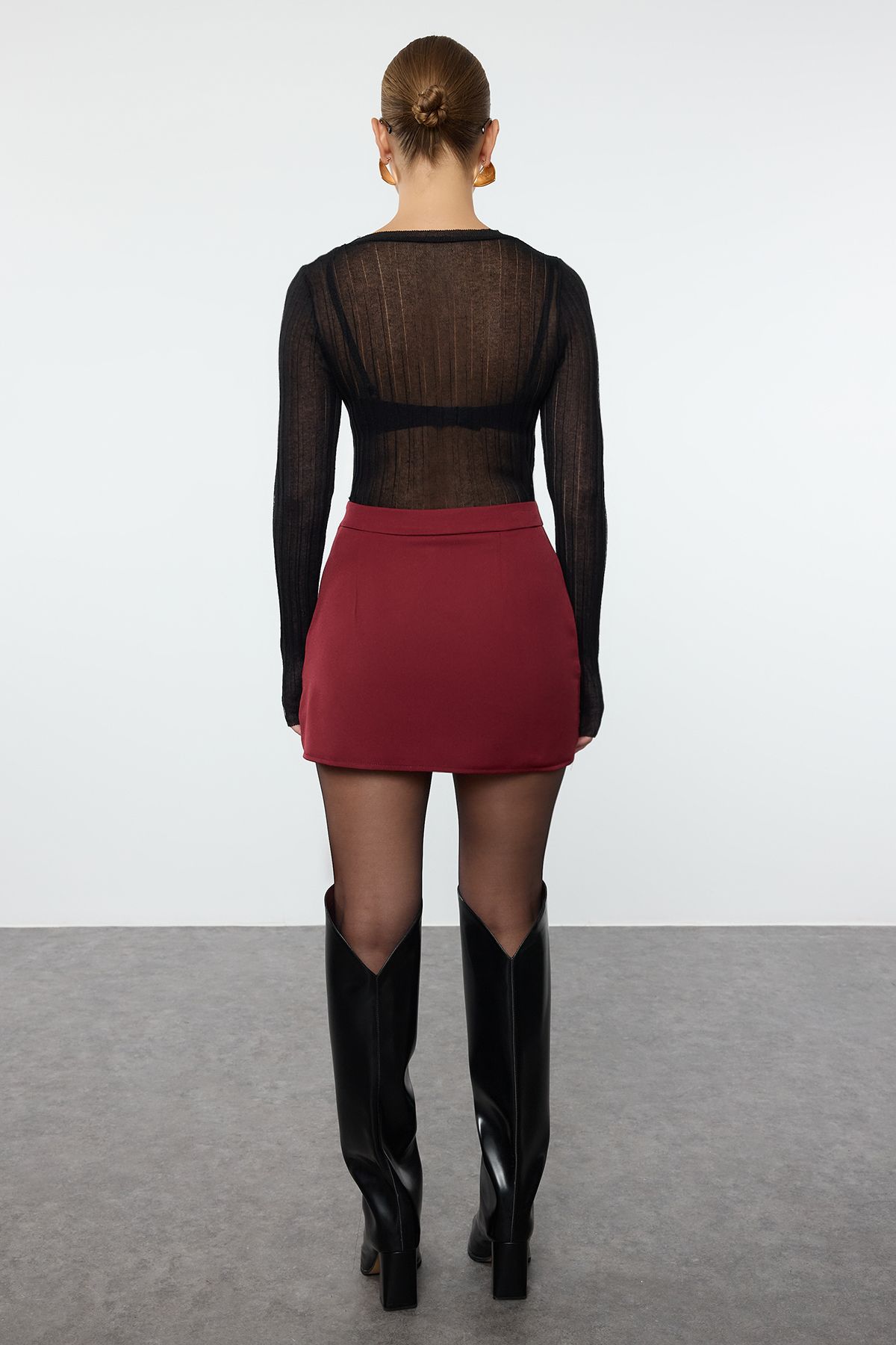 Trendyol Collection-Burgundy Mini Button Detailed Woven Skirt Look Shorts Twoaw25Sr00024 5