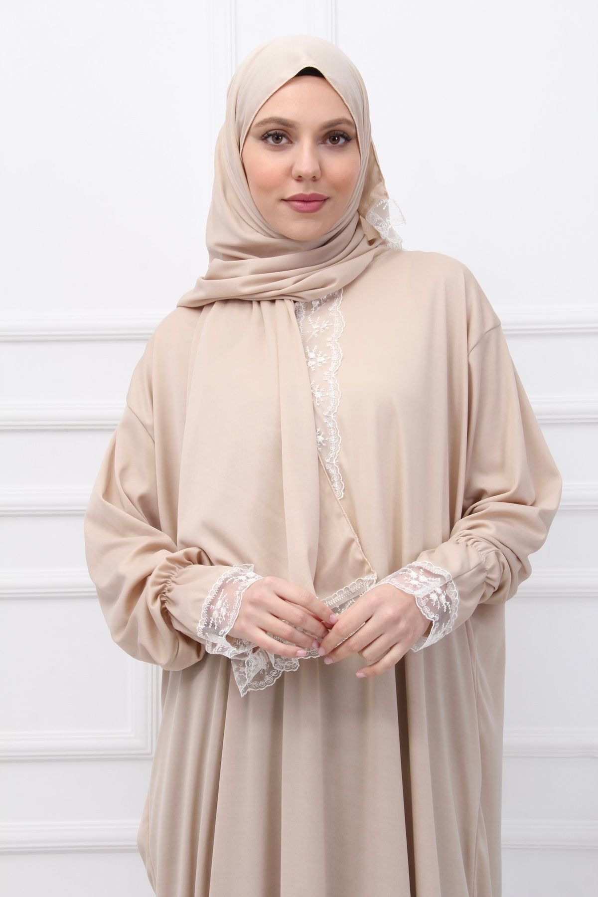 https://cdn.dsmcdn.com/ty1523/product/media/images/prod/QC/20240903/15/3f880b0c-d1e0-358c-b329-8ac878382a66/1_org_zoom.jpg
