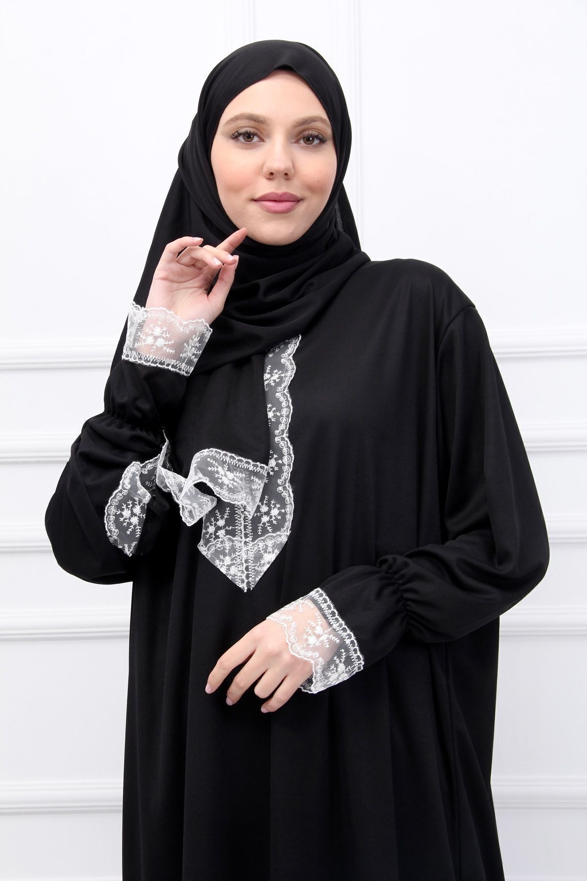 https://cdn.dsmcdn.com/ty1523/product/media/images/prod/QC/20240903/15/b9d636c9-c8ac-3871-b3a9-d60d326c1603/1_org_zoom.jpg