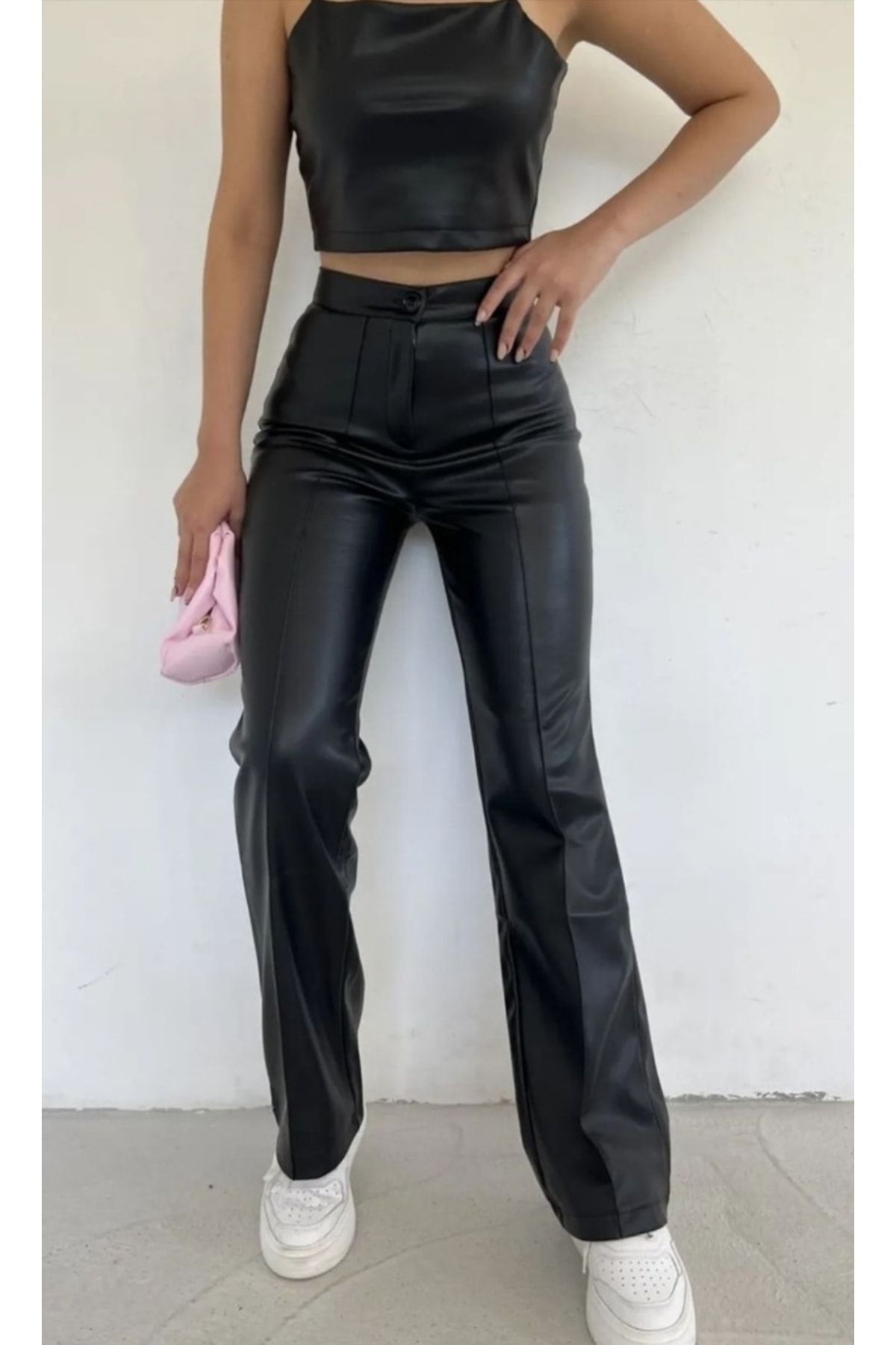 complete the look image
