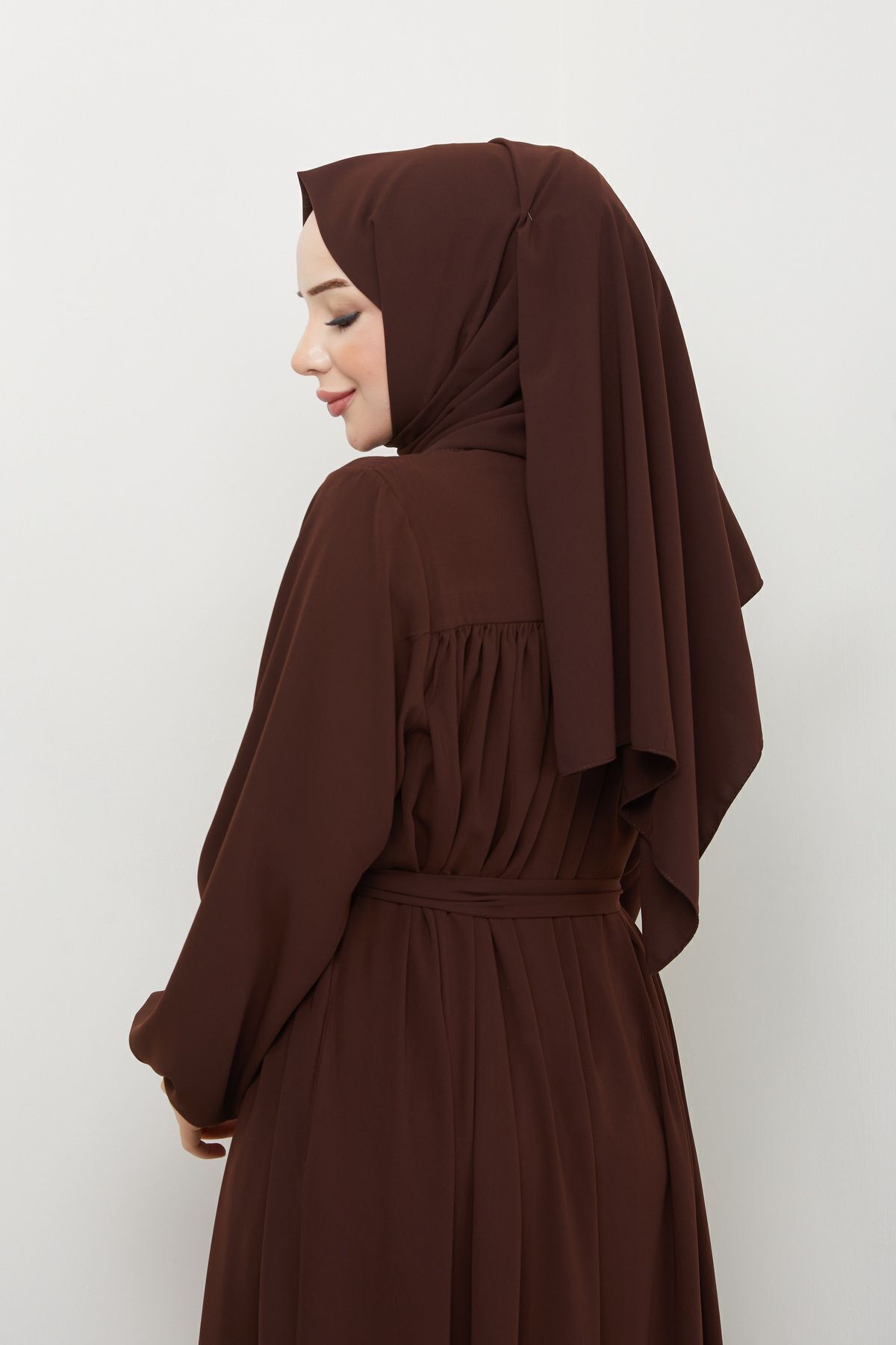 https://cdn.dsmcdn.com/ty1523/product/media/images/prod/QC/20240904/01/f6beefac-cb9c-3d90-a843-9766fe101bcd/1_org_zoom.jpg