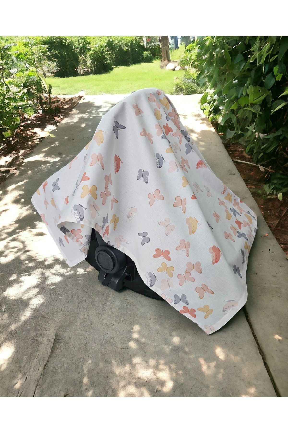 BeybiNest Emzirme Önlüğü 100x80 Cm Ayarlanabilir Boy Turuncu Kelebekler Balenli Model fotoğrafı 2 (önizleme)