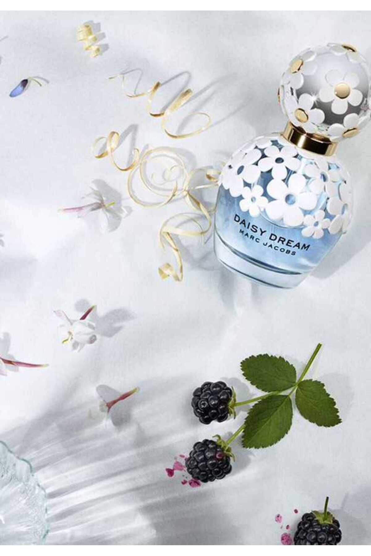 Marc Jacobs-Daisy Dream Edt 50 ml - Comfortable and Stylish Perfume 3