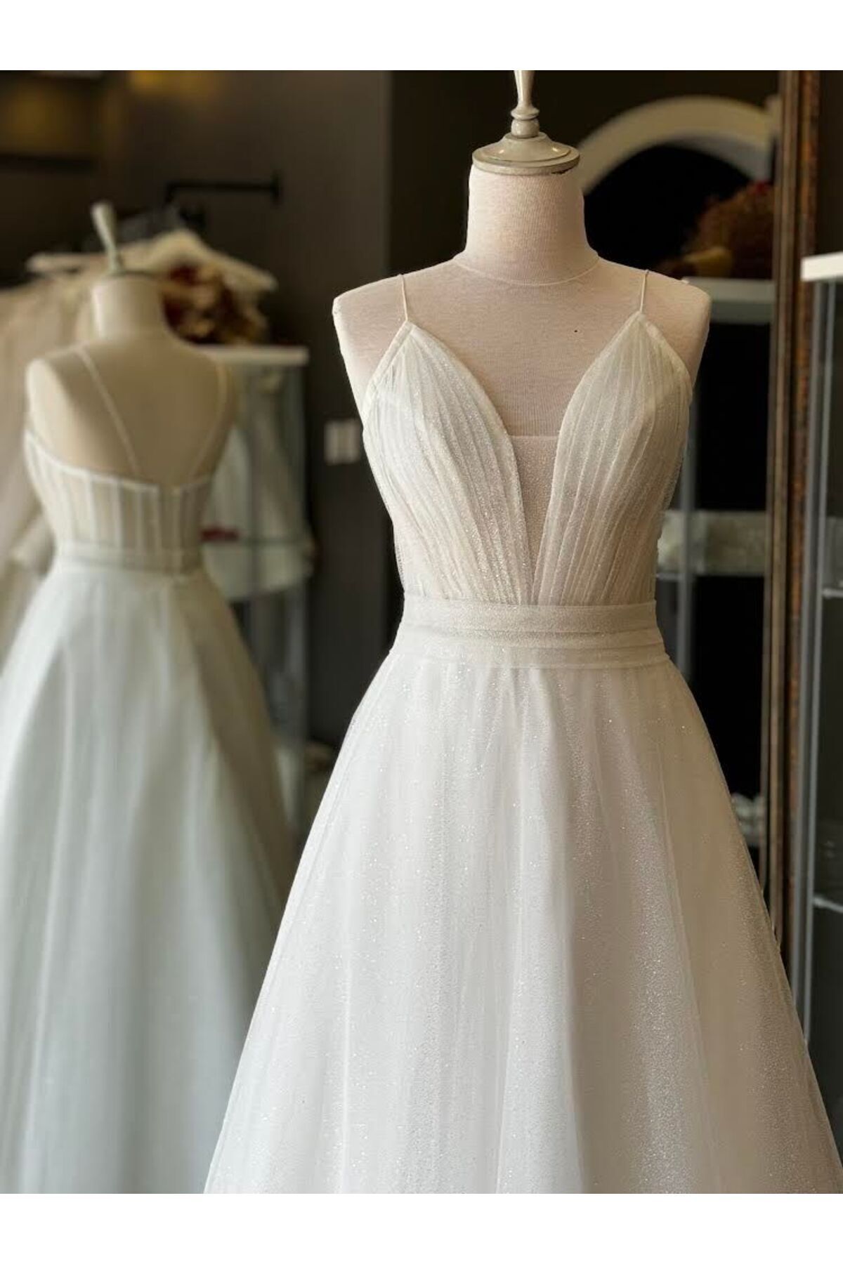 https://cdn.dsmcdn.com/ty1523/product/media/images/prod/QC/20240904/17/d865cf4e-aa85-3f9c-b37a-b6cb6d074783/1_org_zoom.jpg