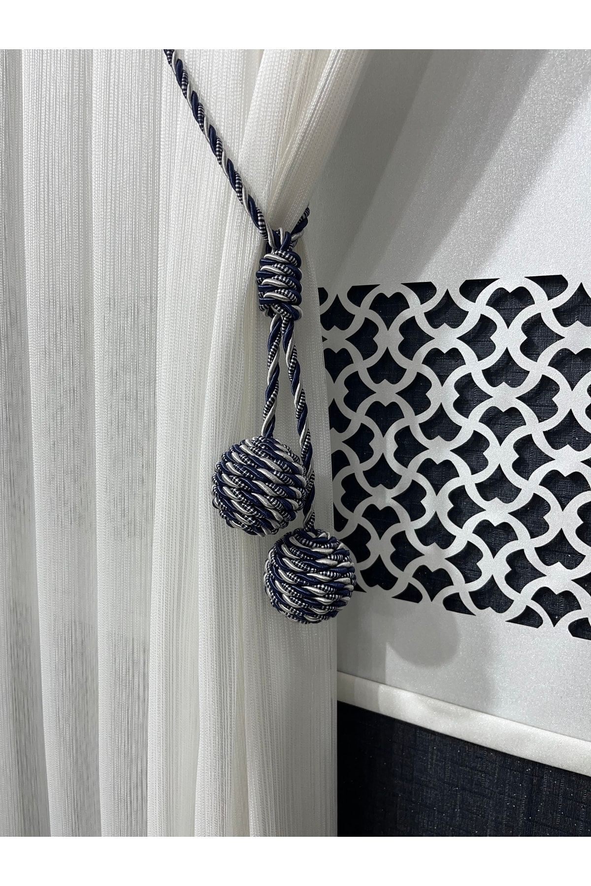 Background Curtain Tying Apparatus Cornice Plug-in Single Piece