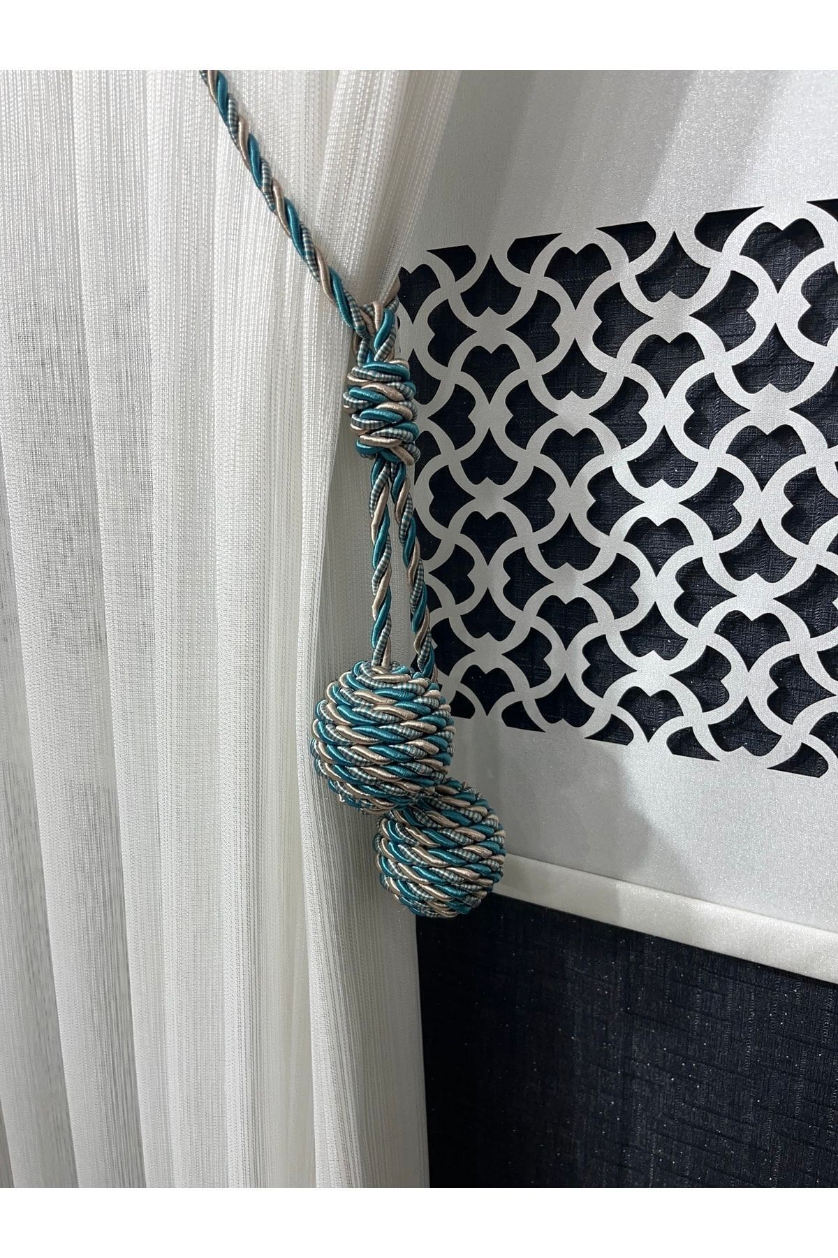 Background Curtain Tying Apparatus Cornice Plug-in Single Piece