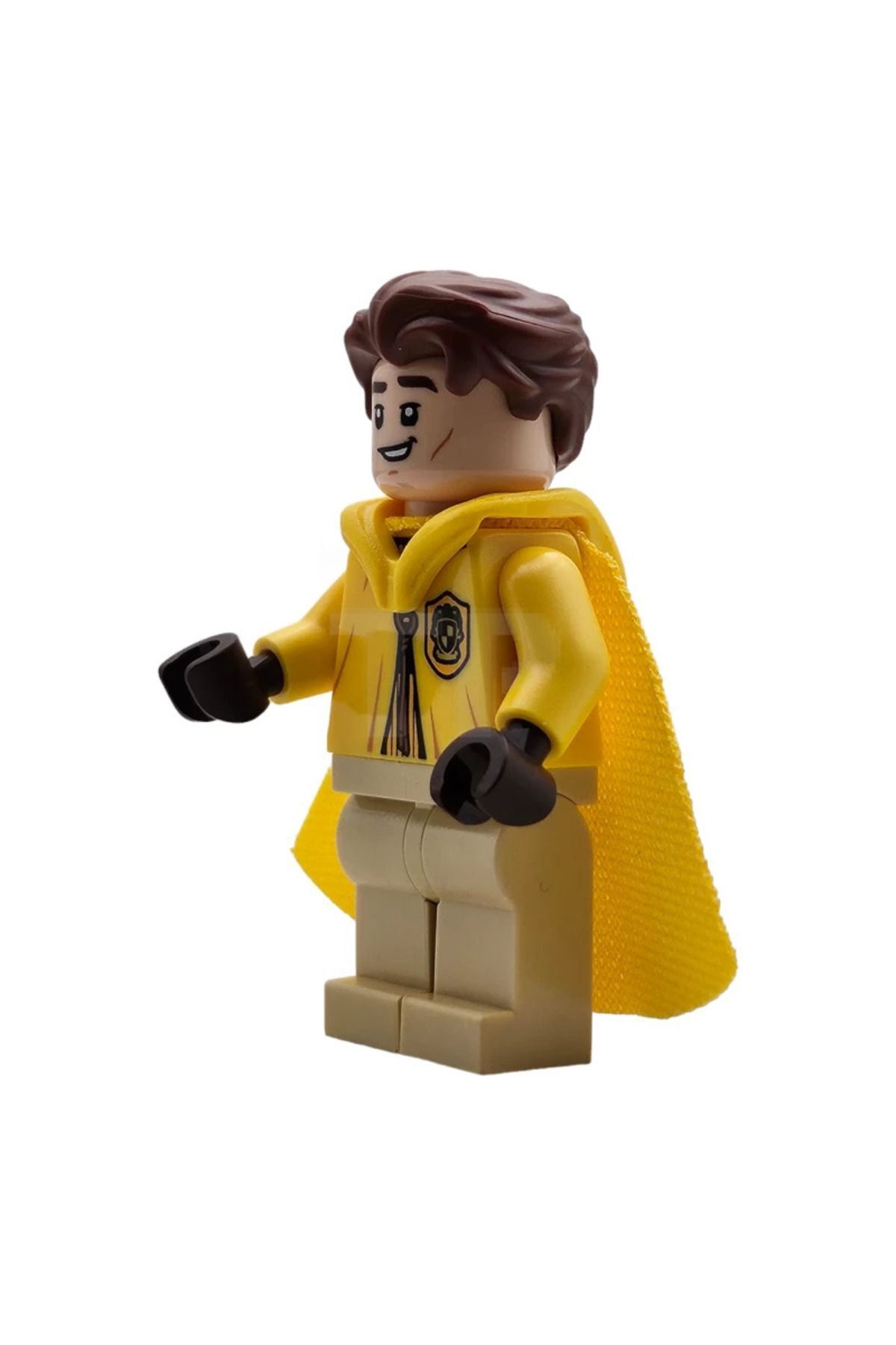 LEGO-HARRY POTTER - Cedric Diggory Minifigure with Hoodie and Cloak Uniform 3