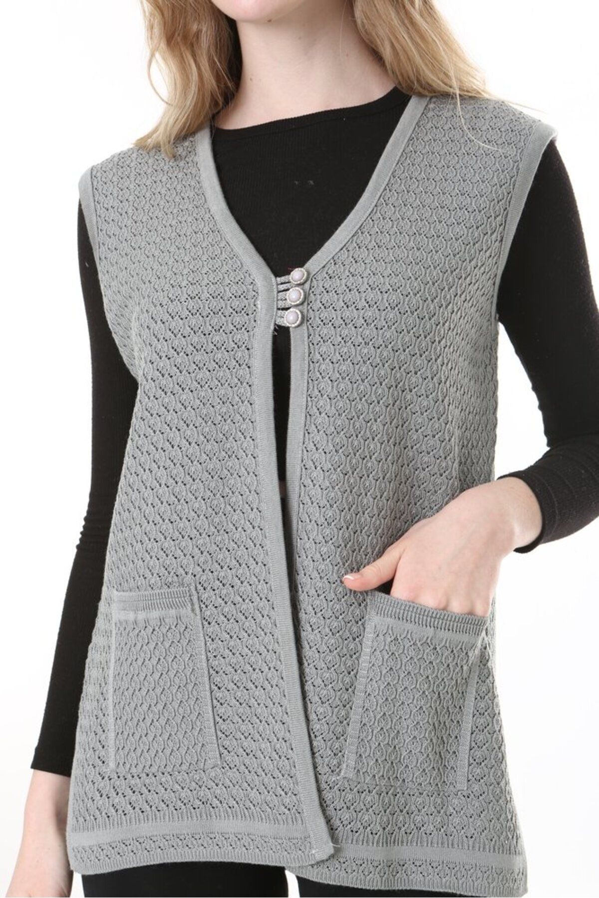 Lamierra-Mercerized Woven - Mother Classic Vest with Three Buttons on the Front and Double Pockets 4