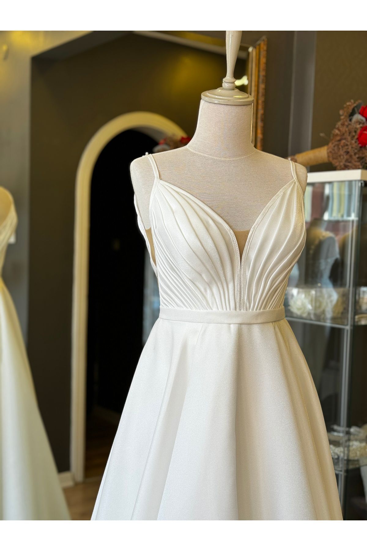 https://cdn.dsmcdn.com/ty1524/product/media/images/prod/QC/20240904/17/3e06d813-2b70-3eeb-8967-0a7eee0bd477/1_org_zoom.jpg
