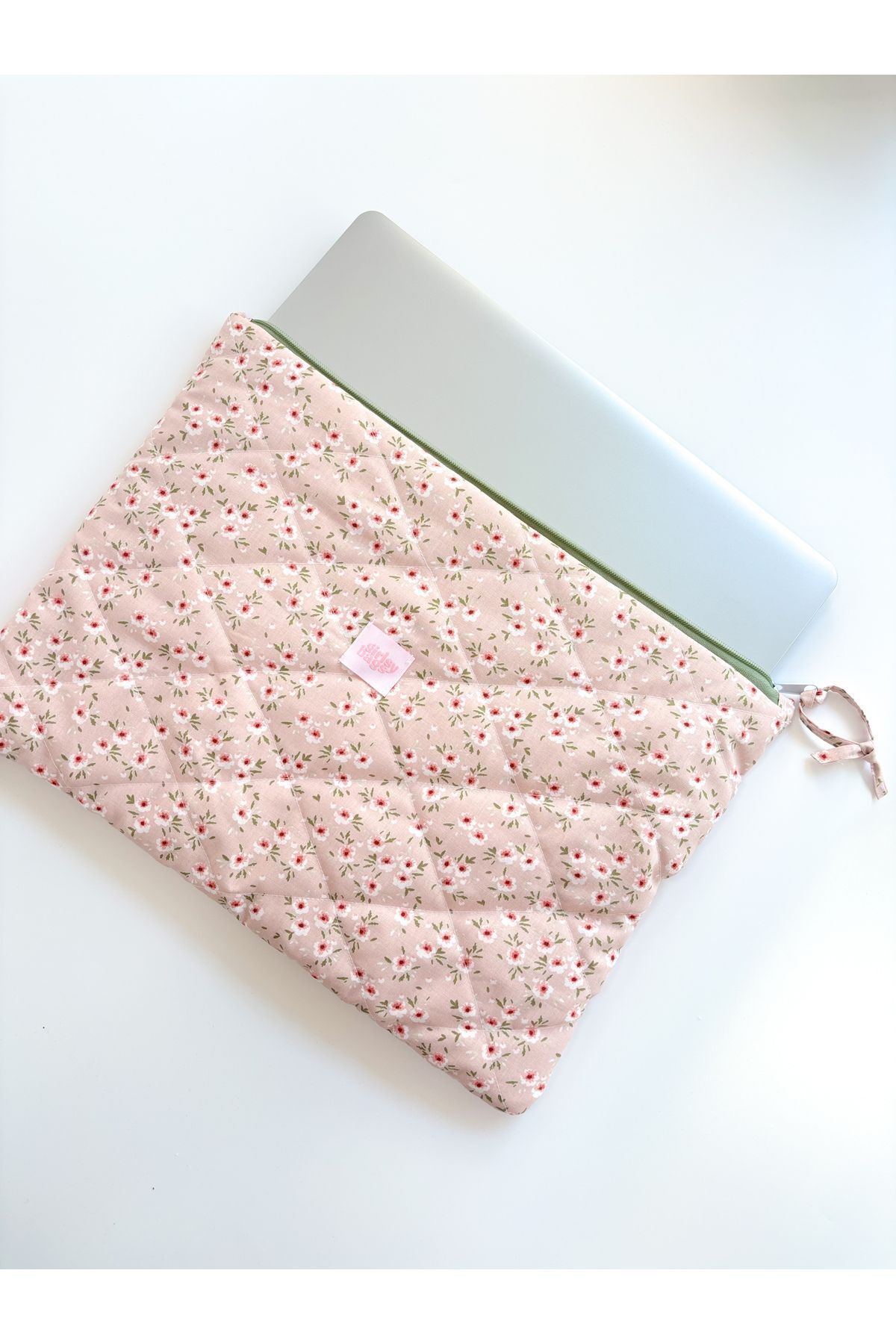 Pembe Çiçekli Macbook Laptop Tablet Kılıfı Kalın Korumalı Aradığınız Tüm İnçler Bilgisayar Kılıfı