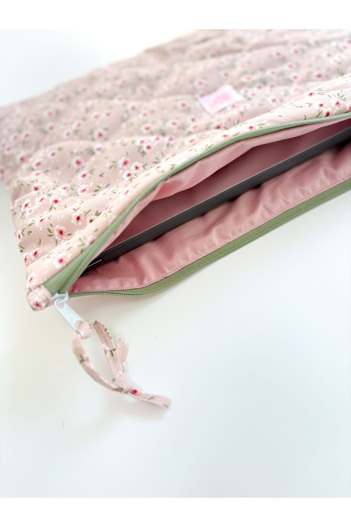 Pembe Çiçekli Macbook Laptop Tablet Kılıfı Kalın Korumalı Aradığınız Tüm İnçler Bilgisayar Kılıfı