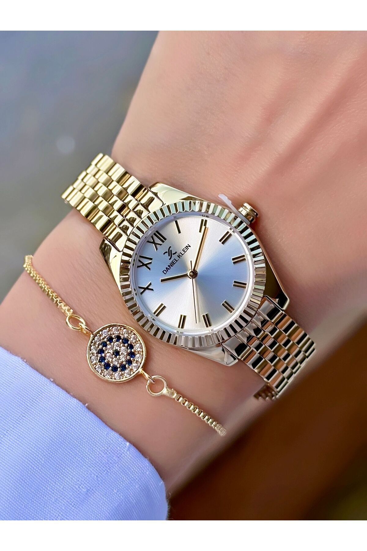 https://cdn.dsmcdn.com/ty1524/product/media/images/prod/QC/20240905/10/ac09ed5e-a846-34a9-bf1e-bec98ed4e145/1_org_zoom.jpg