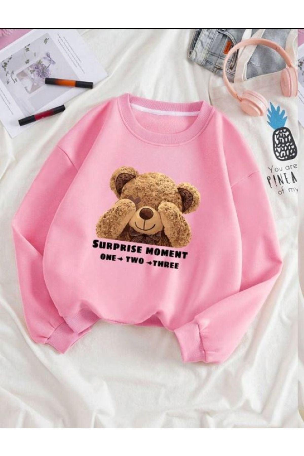 Know-Γυναικείο φούτερ με 3 κλωστές ροζ Shy Bear με στάμπα με λαιμόκοψη 1