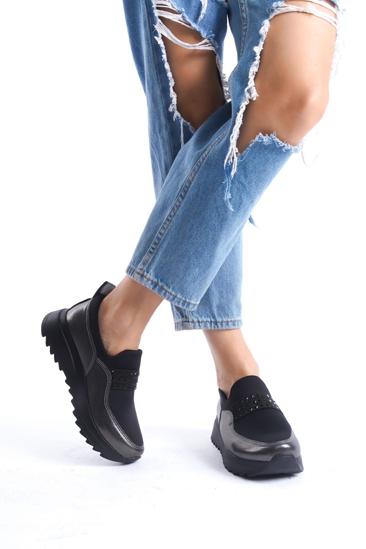 https://cdn.dsmcdn.com/ty1524/product/media/images/prod/QC/20240905/16/3c686ac4-8856-3e54-a7f3-080788b2d322/1_org_zoom.jpg
