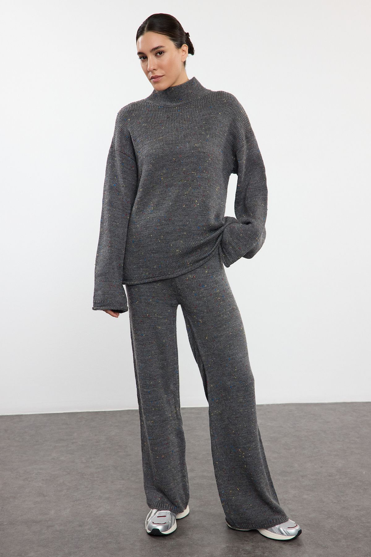 Trendyol Collection Antracytowy Zestaw Dzianinowy Gradient - Wełniany Komplet Góra I Dół Kobieta - S