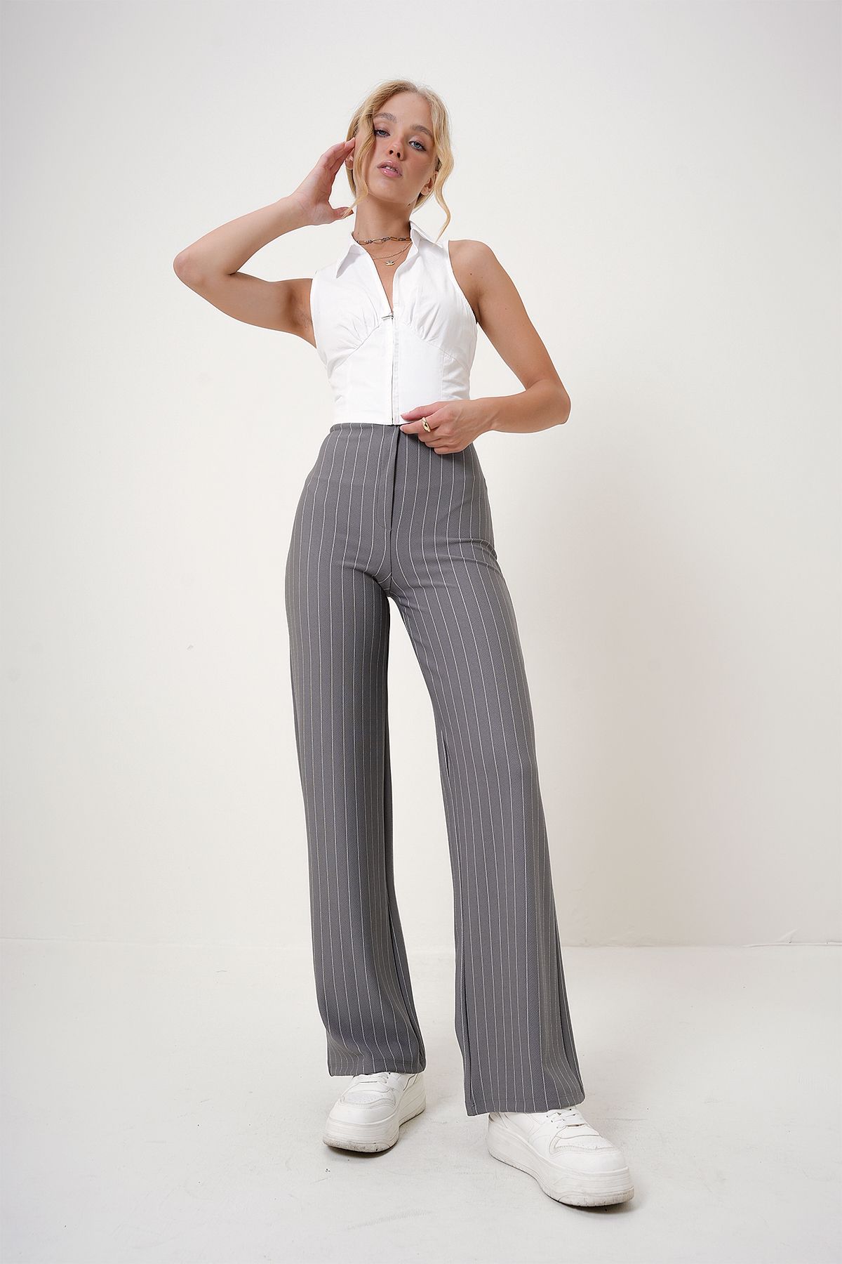 Trend Alaçatı Stili-Gray Striped Elastic Waist Women's Trousers - Wide Leg ALC-X12522 5