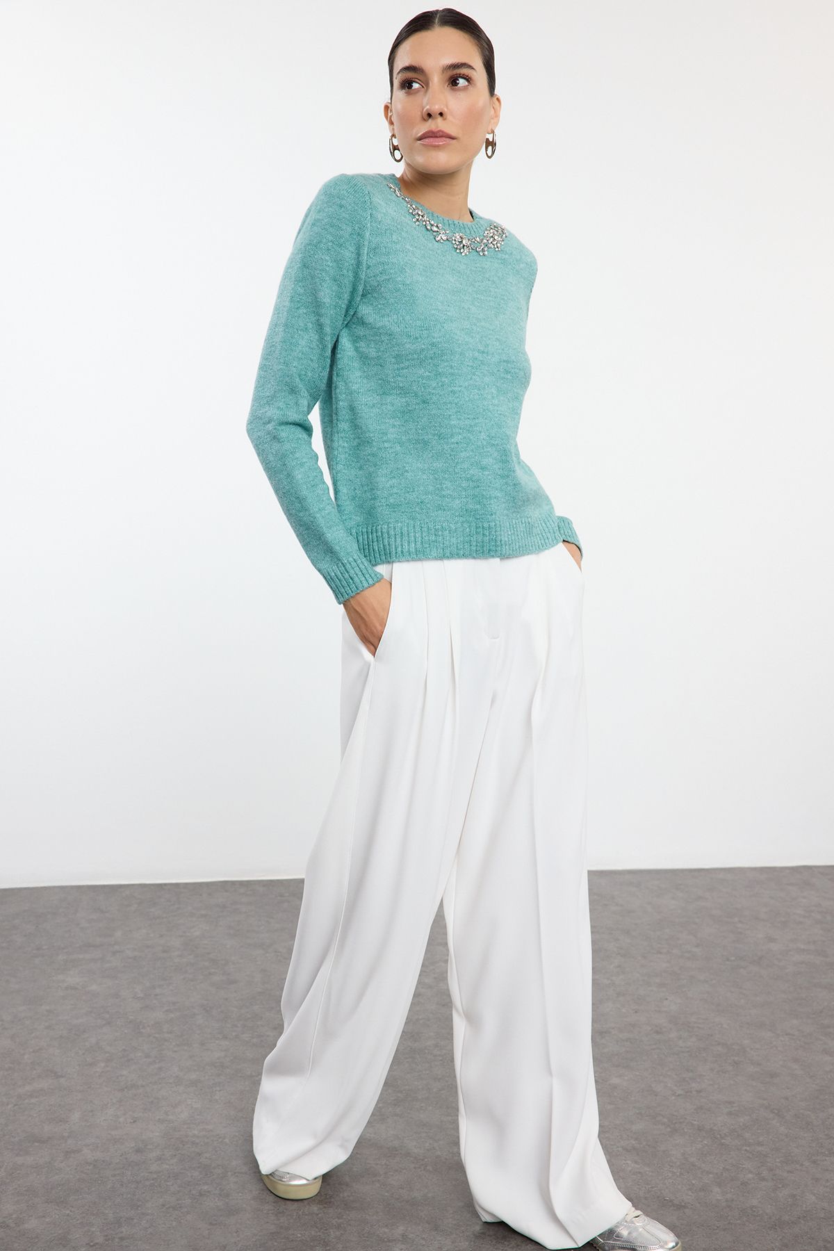 Trendyol Collection-Menta puha textúrájú kő részletes vékony kötöttáru pulóver TWOAW25KZ00151 2