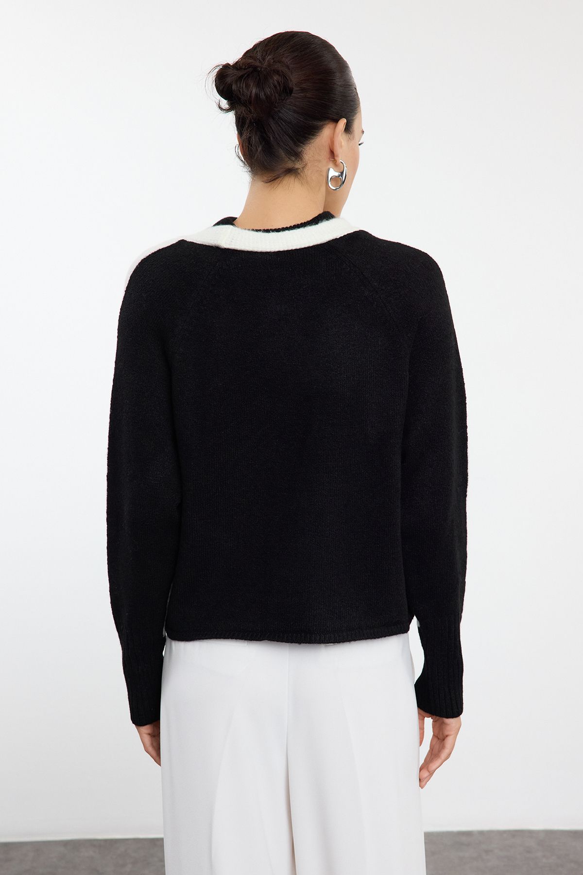Trendyol Collection-Soft Textured Ecru Knitwear Cardigan - Color Block, TWOAW25HI00211 5