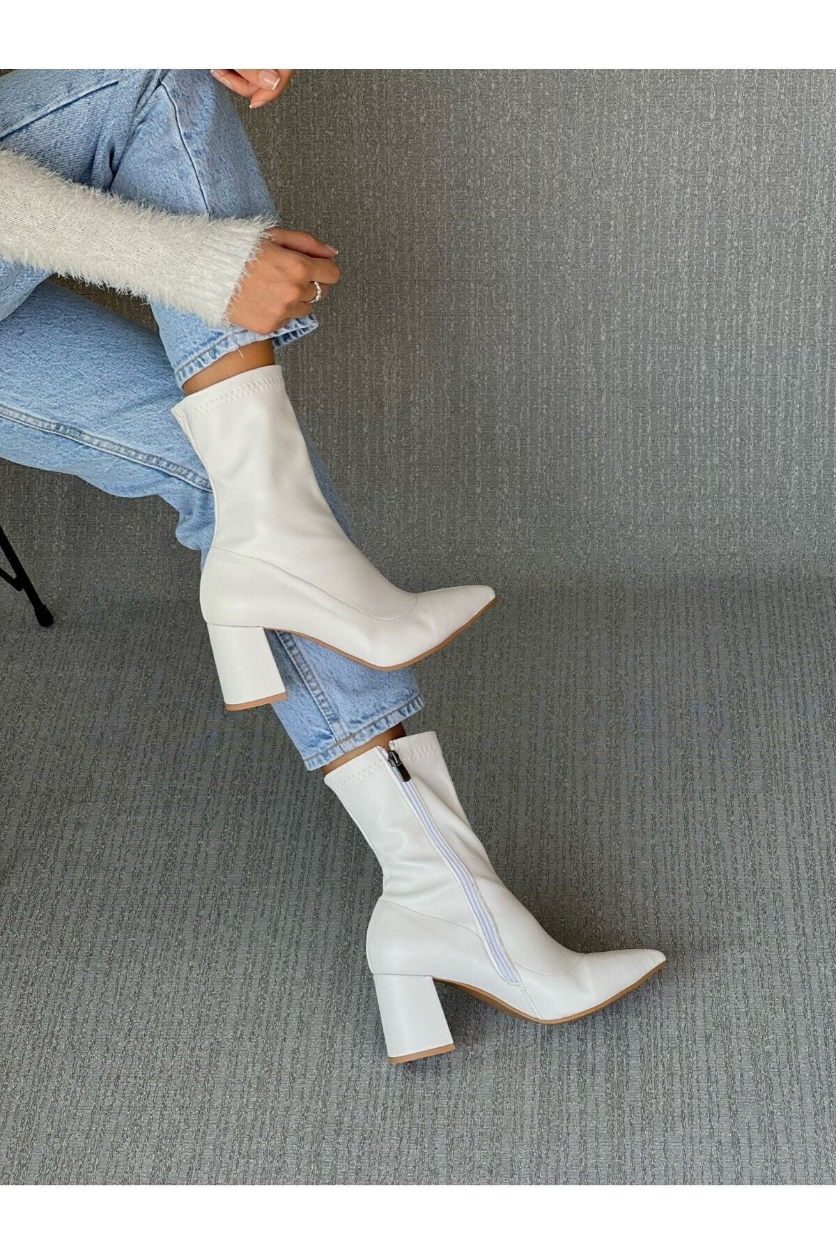 bottes stretch blanches à talons épais