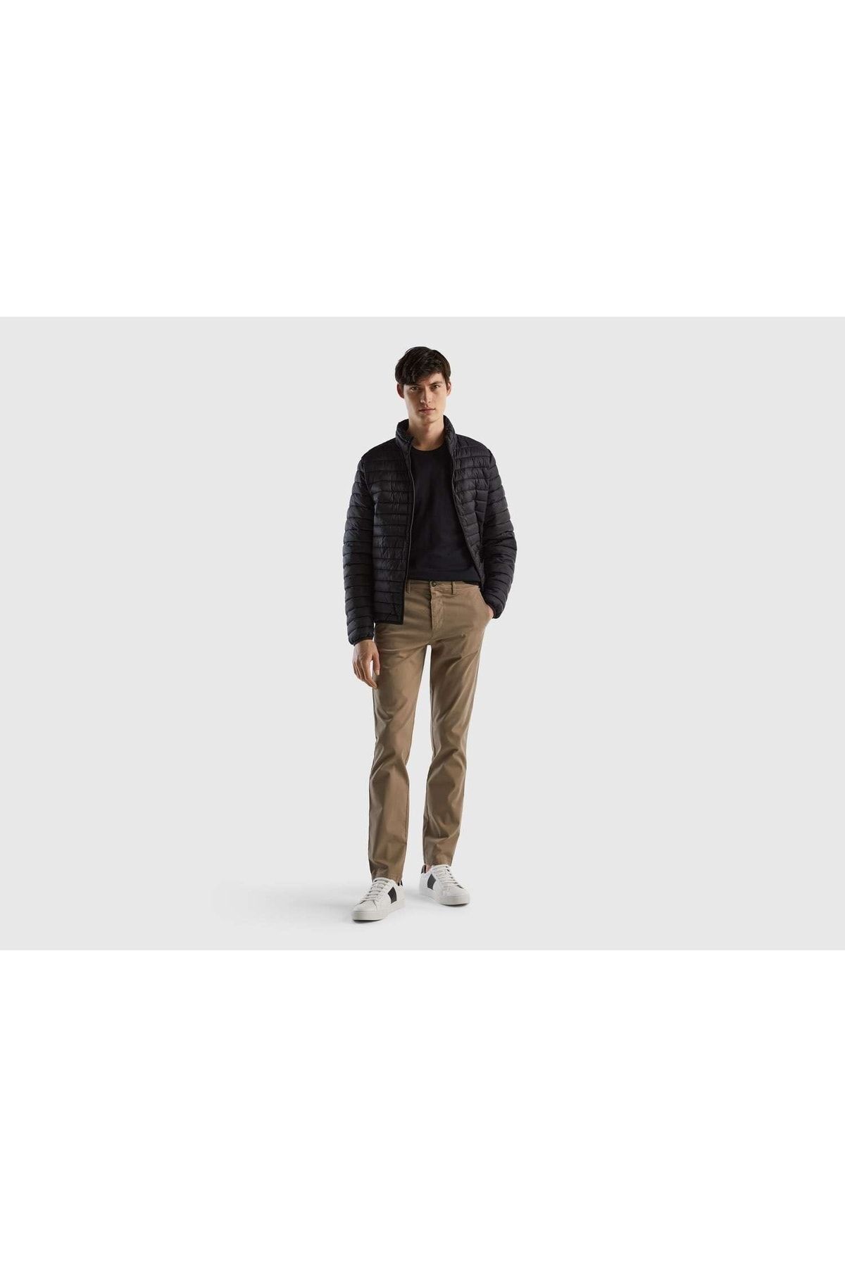 یونایتد کالرز آو بنتون تیشرت مردانه مینک اسلیم فیت چینو