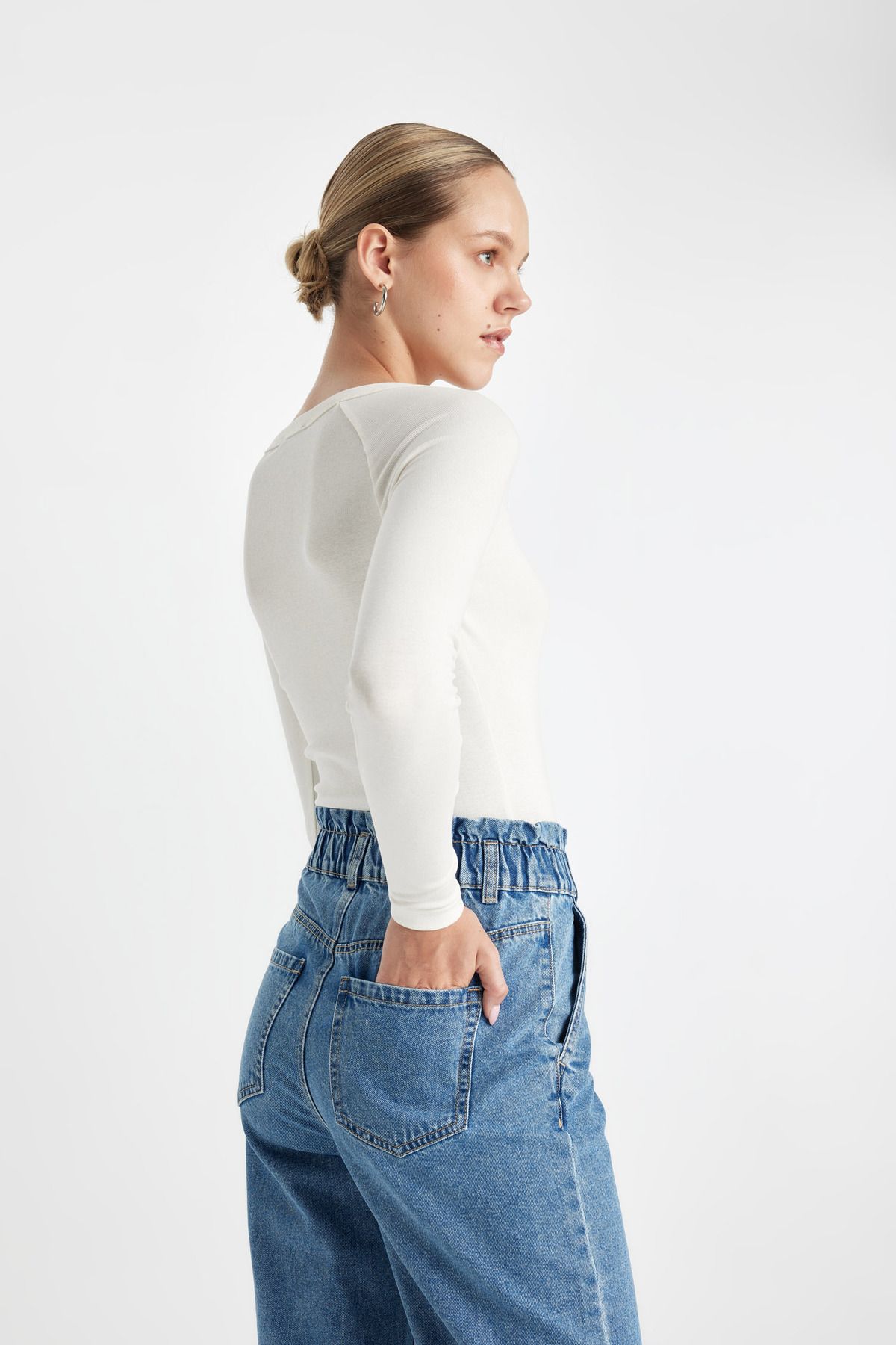 DeFacto-Waschbare, knöchellange Jeans mit hoher Taille – Paperbag-Hose 5