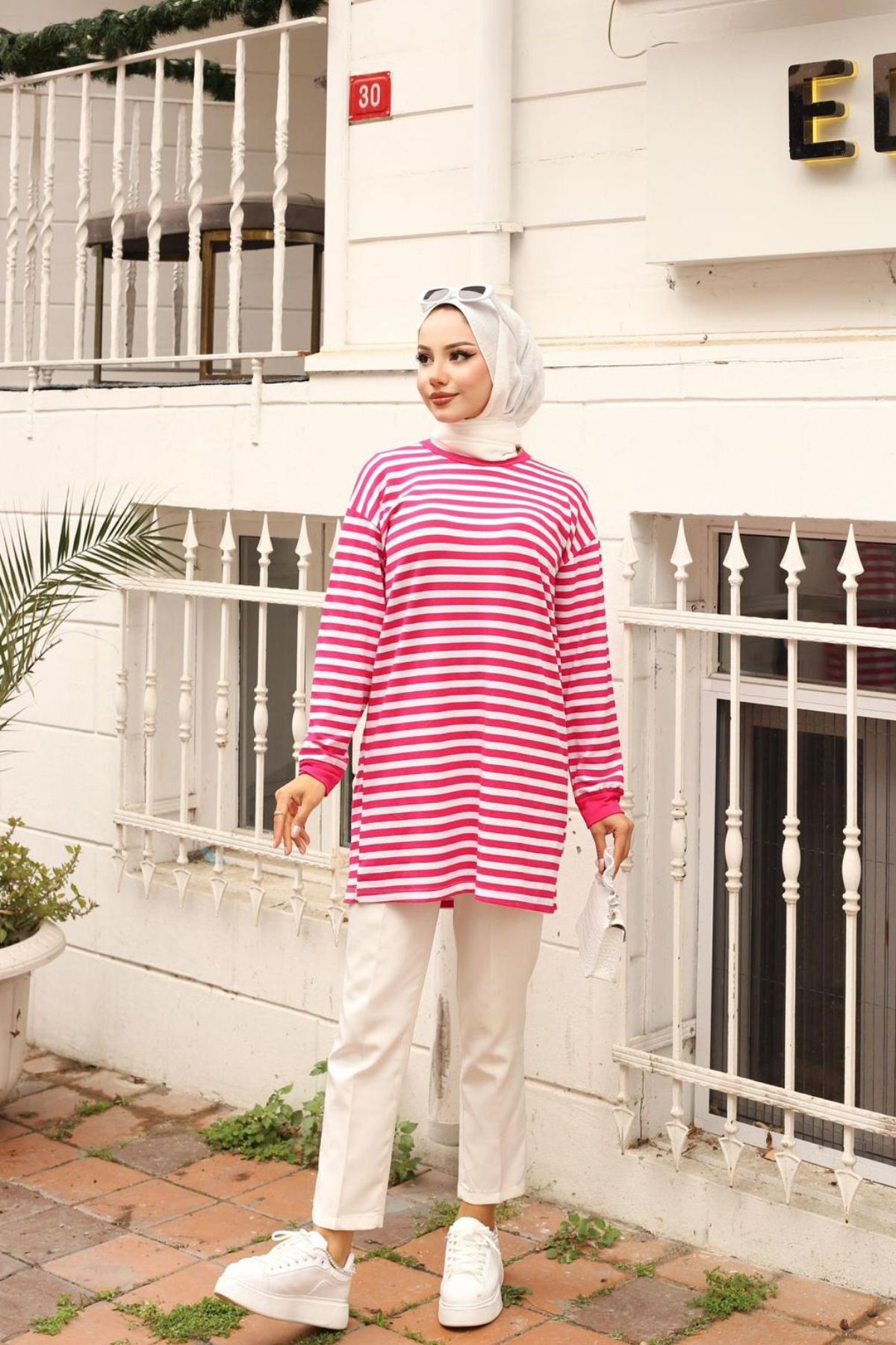 Fashion Neva Women's Pink Striped Hijab Tunic