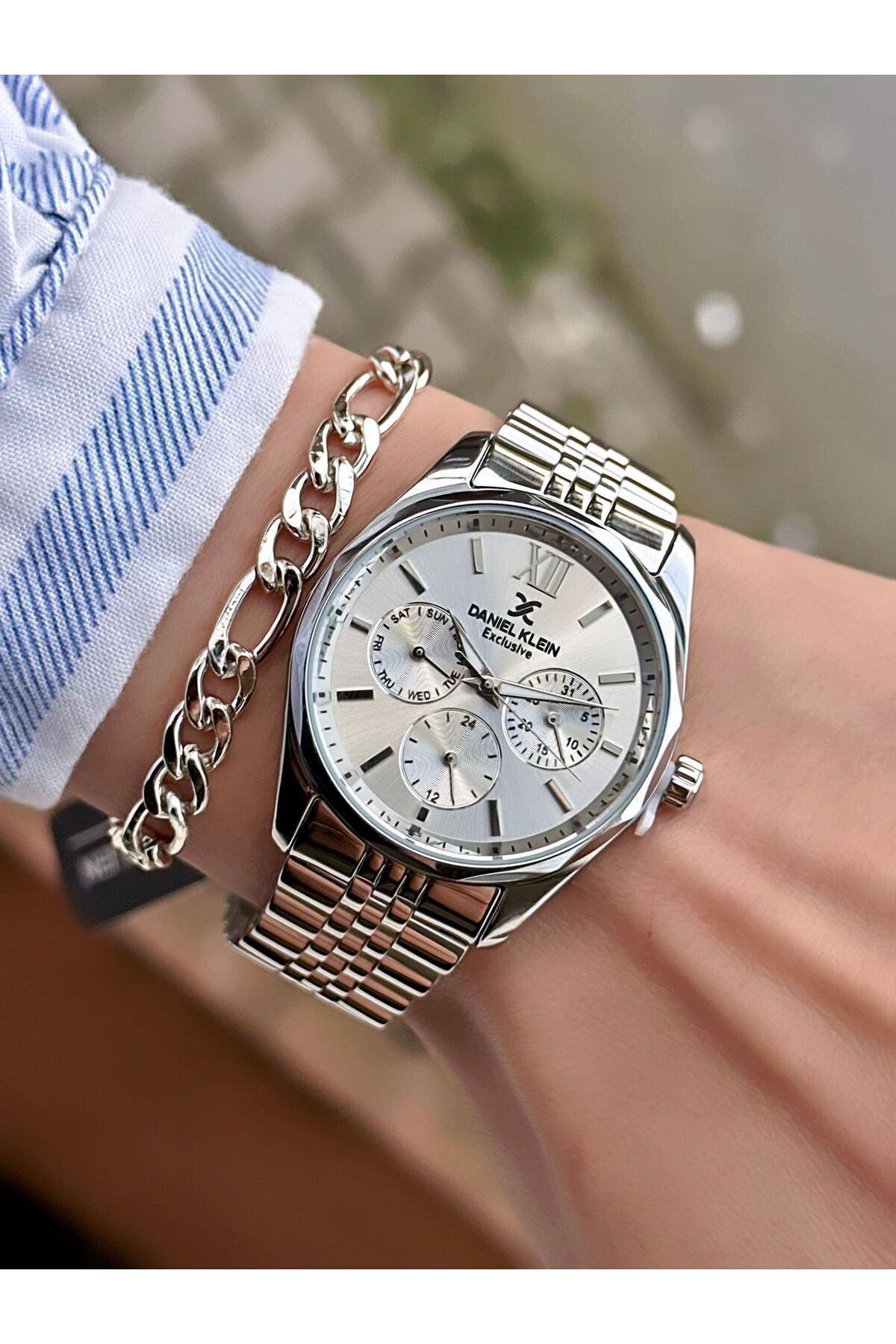 https://cdn.dsmcdn.com/ty1525/product/media/images/prod/QC/20240905/10/87dc9b8f-5f43-3c38-b190-b0a24ec139f1/1_org_zoom.jpg