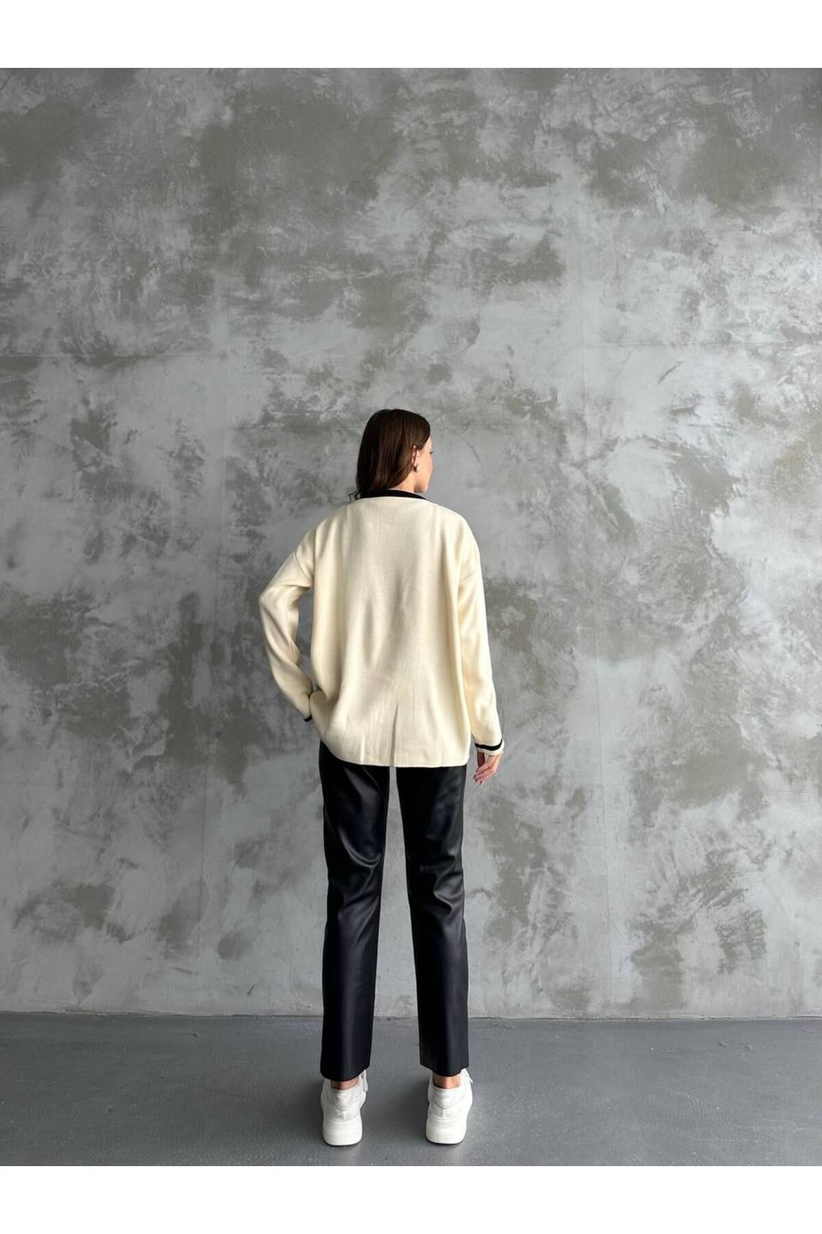 ZF BUTİK-Strick-Cardigan – Streifendetail 5