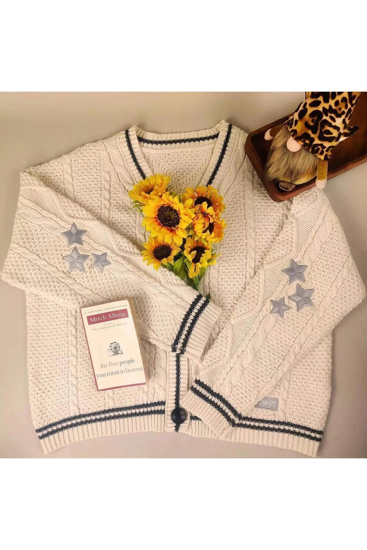 Köstebek-Taylor Swift Cardigan Style Oversize Cardigan with Stripe Detail Logo 2