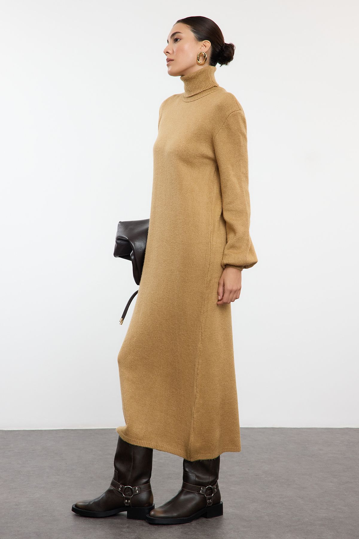 Trendyol Collection Miękka, Teksturowana Sukienka Midi W Kolorze Camelowym - Kobieta - S