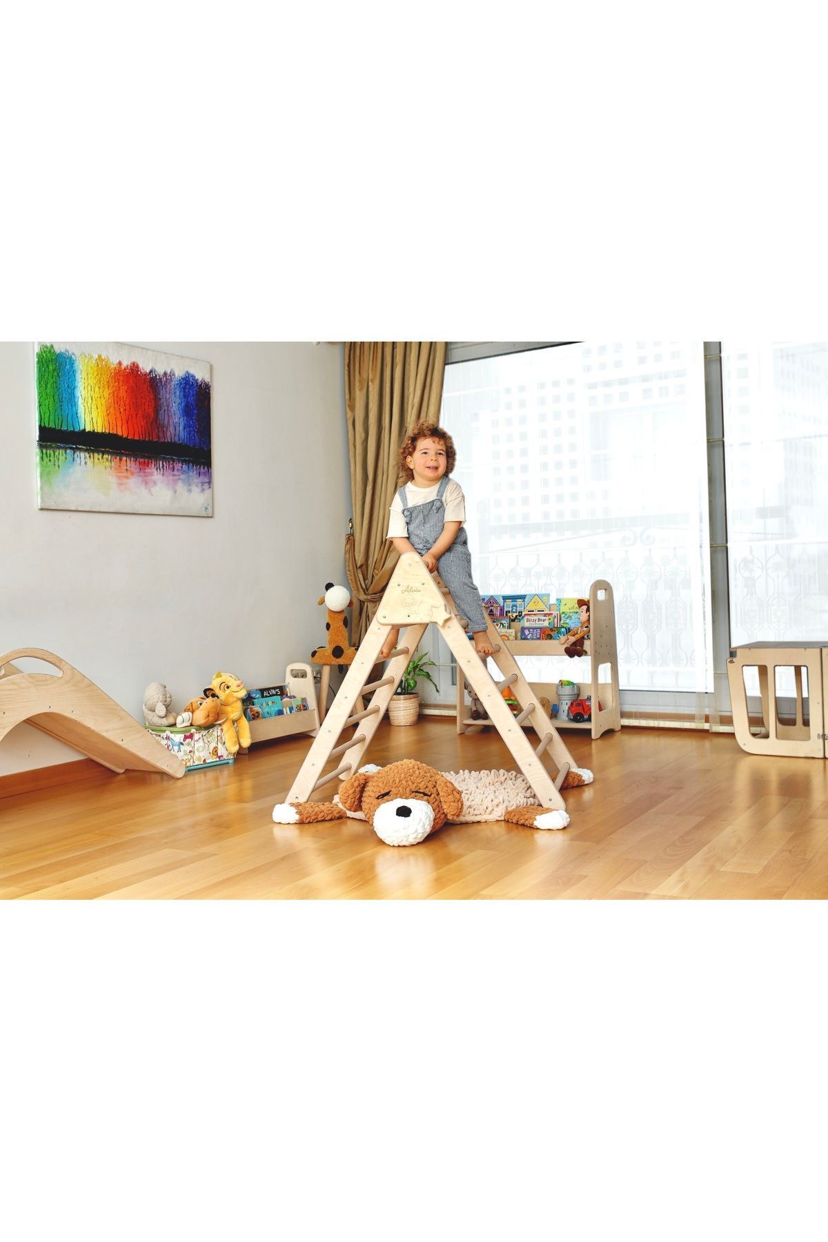 مثلث بزرگ بالا رفتن| نردبان بالا رفتن مونته‌سوری| اسباب‌بازی بزرگ بالا رفتن و تعادل