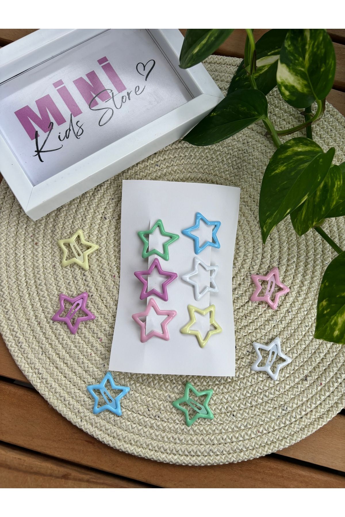 4-Piece Colorful Star Snap Buckle Set