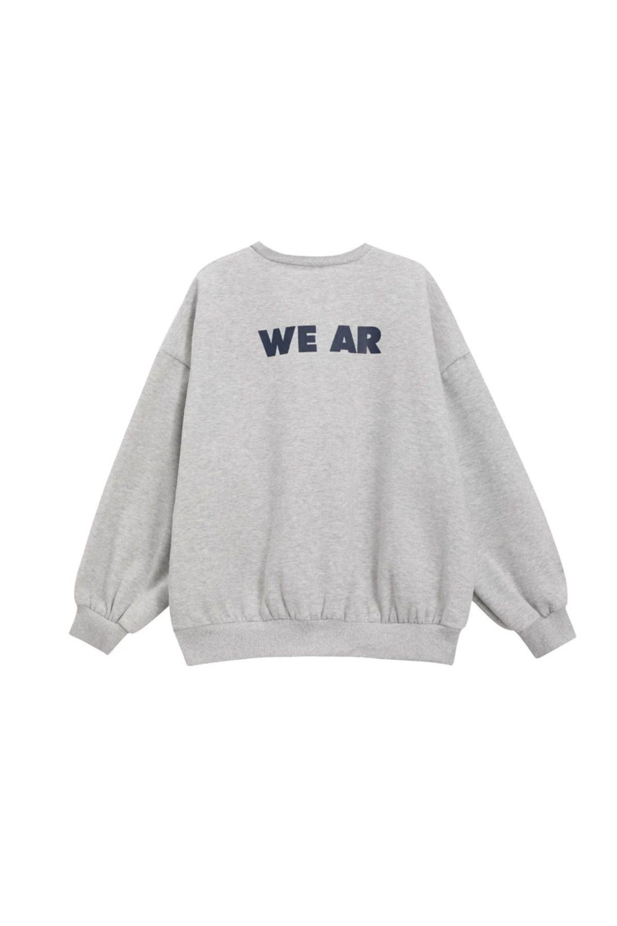 Know-Graues „We Ar“-Sweatshirt mit Rundhalsausschnitt in Übergröße für Damen 2