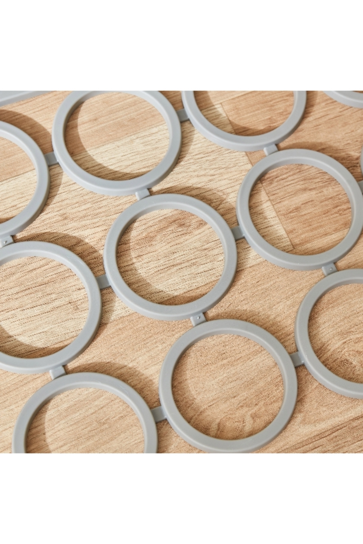 Home Box Vega Scarf Hanger - 39x45x0.84 cm