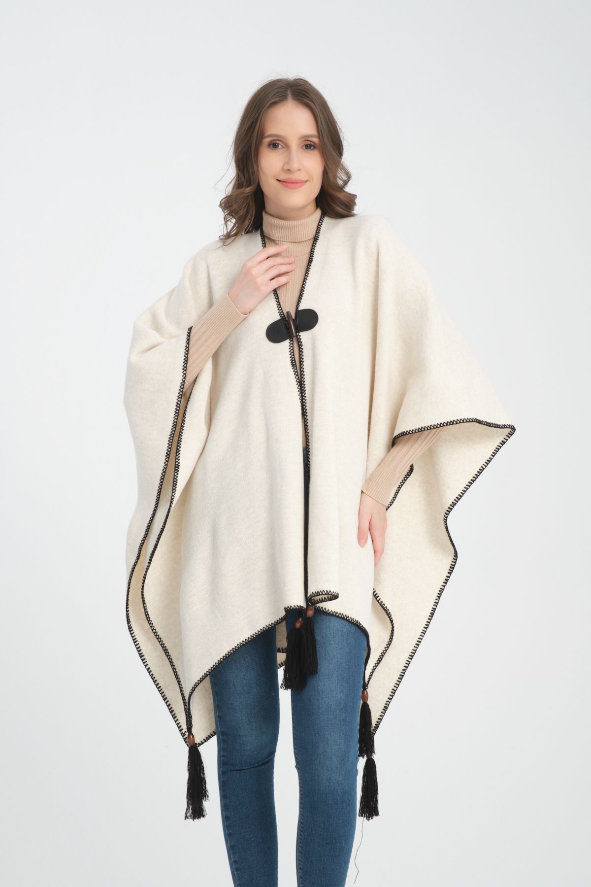 VEGA MODA-Stylish Designed Plain Knitwear Poncho - Patternless Shawl Poncho with Button Detail 2