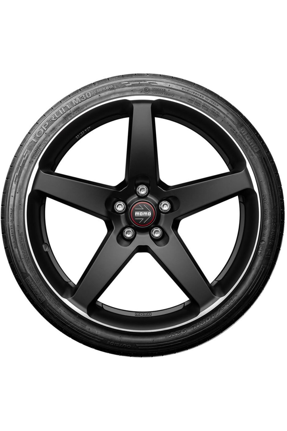 🏎️ Momo ile Aracınıza Stil Katın! Direksiyon ve Aksesuarları