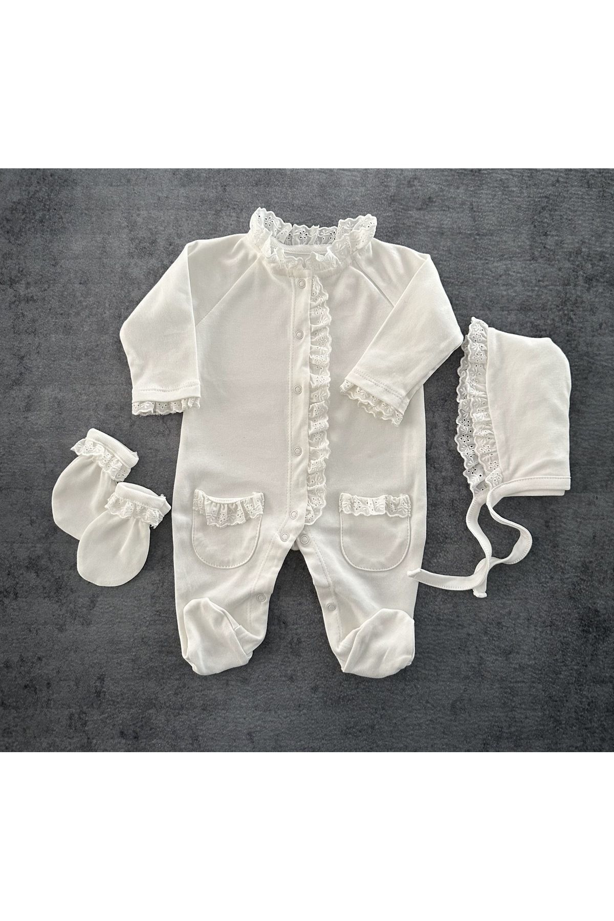 سرویس رامپر سه تکه نوزادی طرحدار  سرویس رامپر سه تکه نوزادی طرحدار