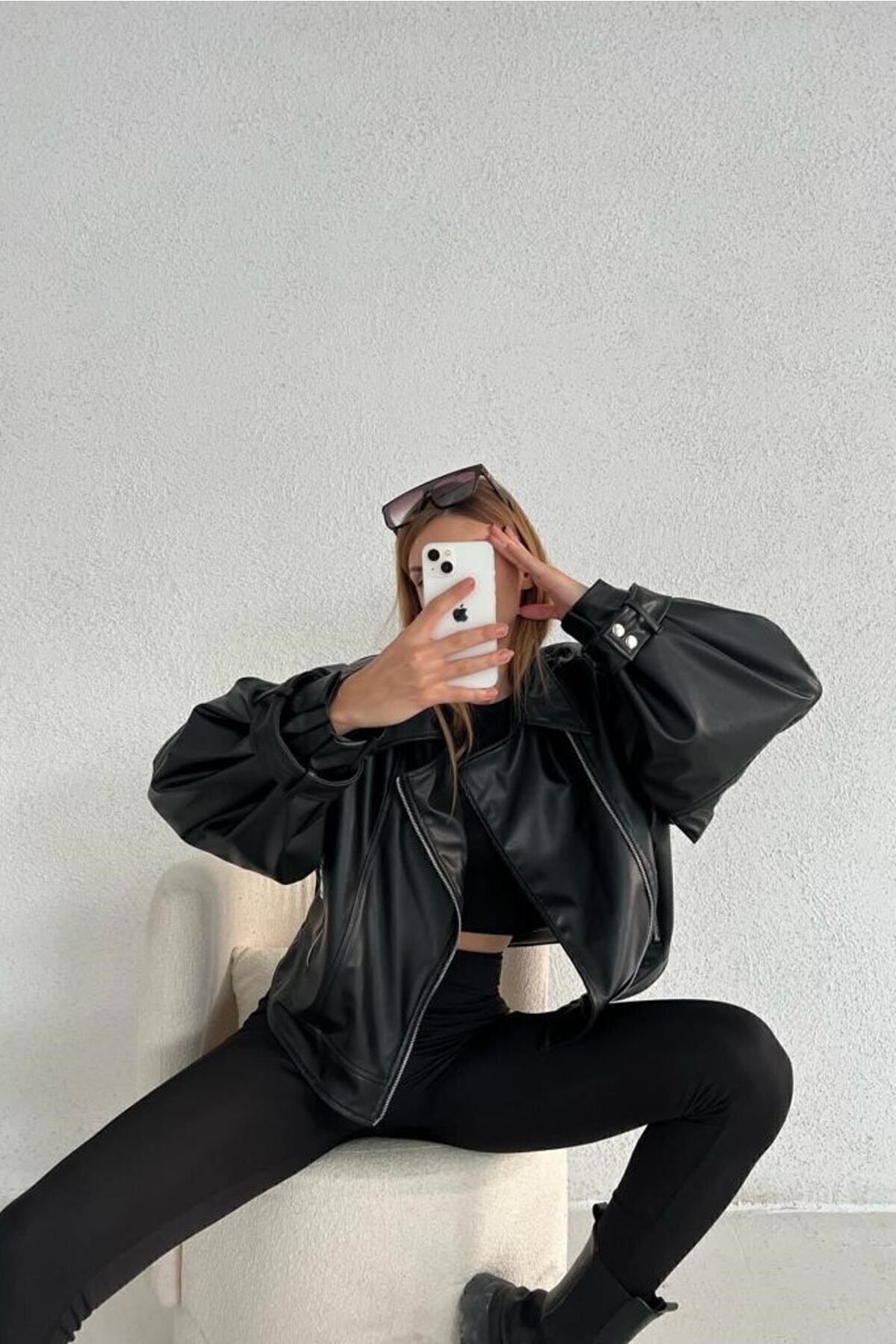 Kadın Siyah Oversize Deri Ceket