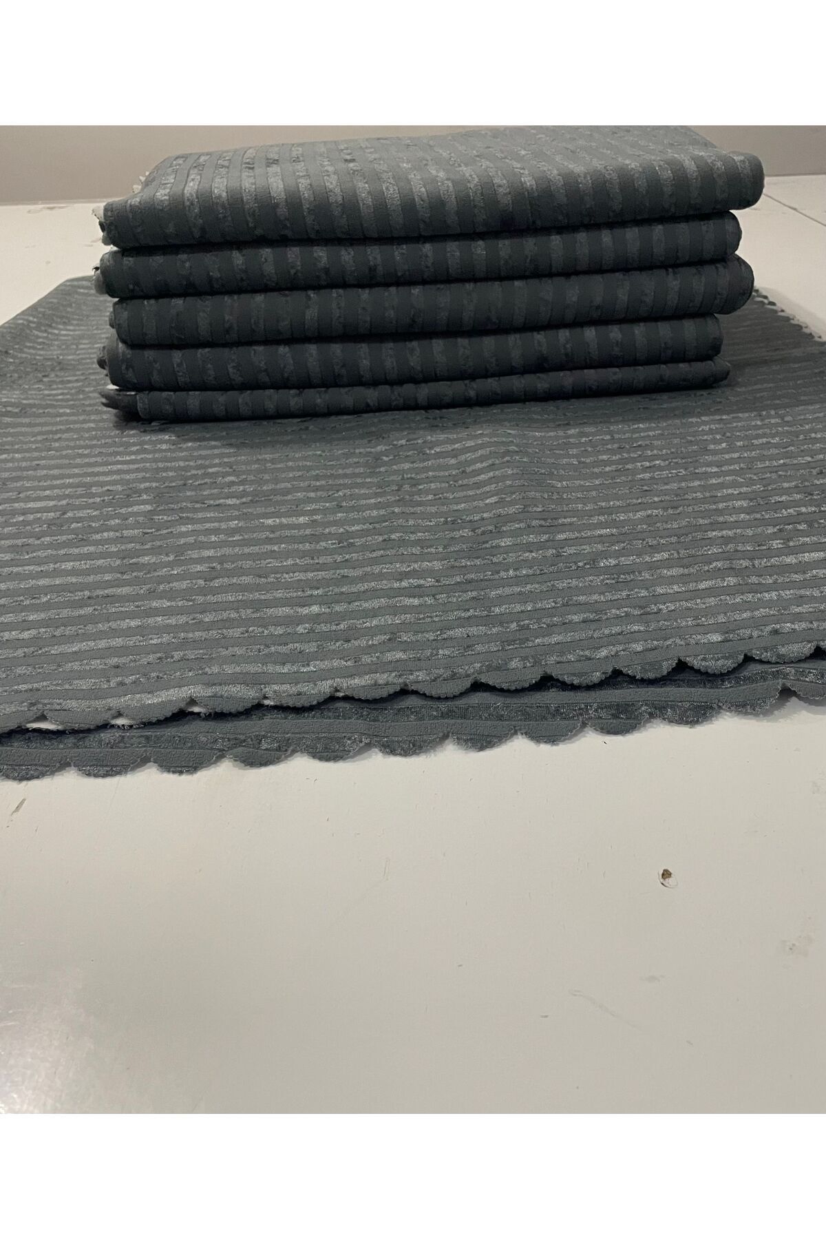 https://cdn.dsmcdn.com/ty1527/product/media/images/prod/QC/20240906/23/4d1e5706-af19-37d8-a2df-c1bca80ccbc1/1_org_zoom.jpg