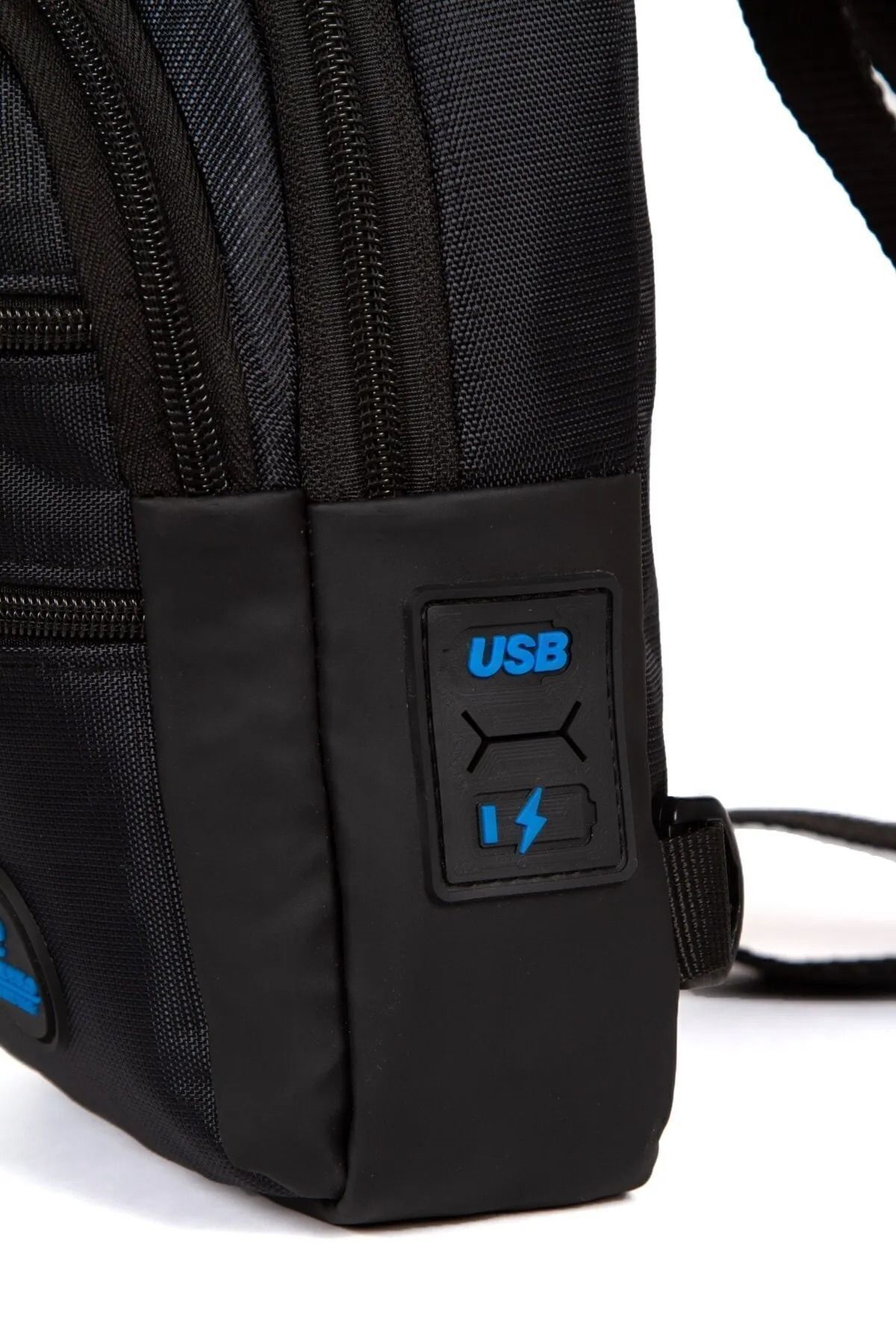 Meha Clup Quatro Kumaş Kulaklı Ve Usb Çıkışlı Bel Omuz Çantası BodyBag Freebag Su Geçirmez (18X28CM)