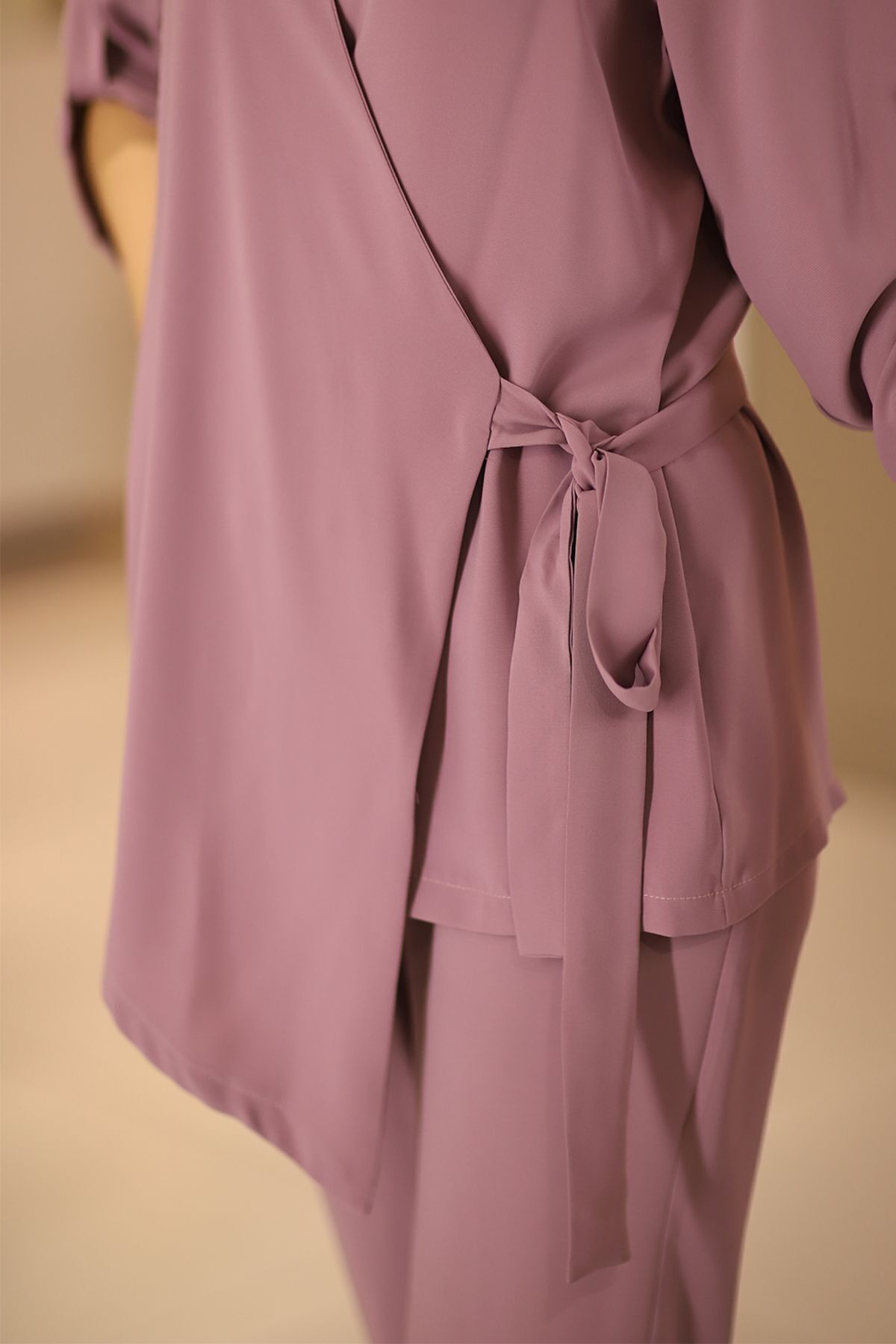 THE Q STUDİO-Plus Size Lilac Shirt and Trousers Set - Cuff Button Detail 4