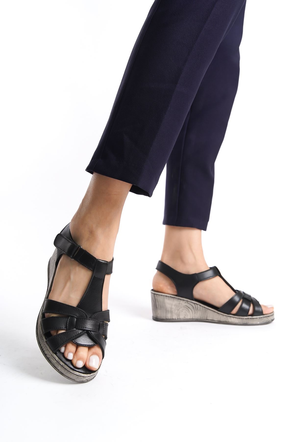 GENUINE LEATHER BLACK ANATOMIC SOLE COMFORT WOMEN SANDAL TMD202455