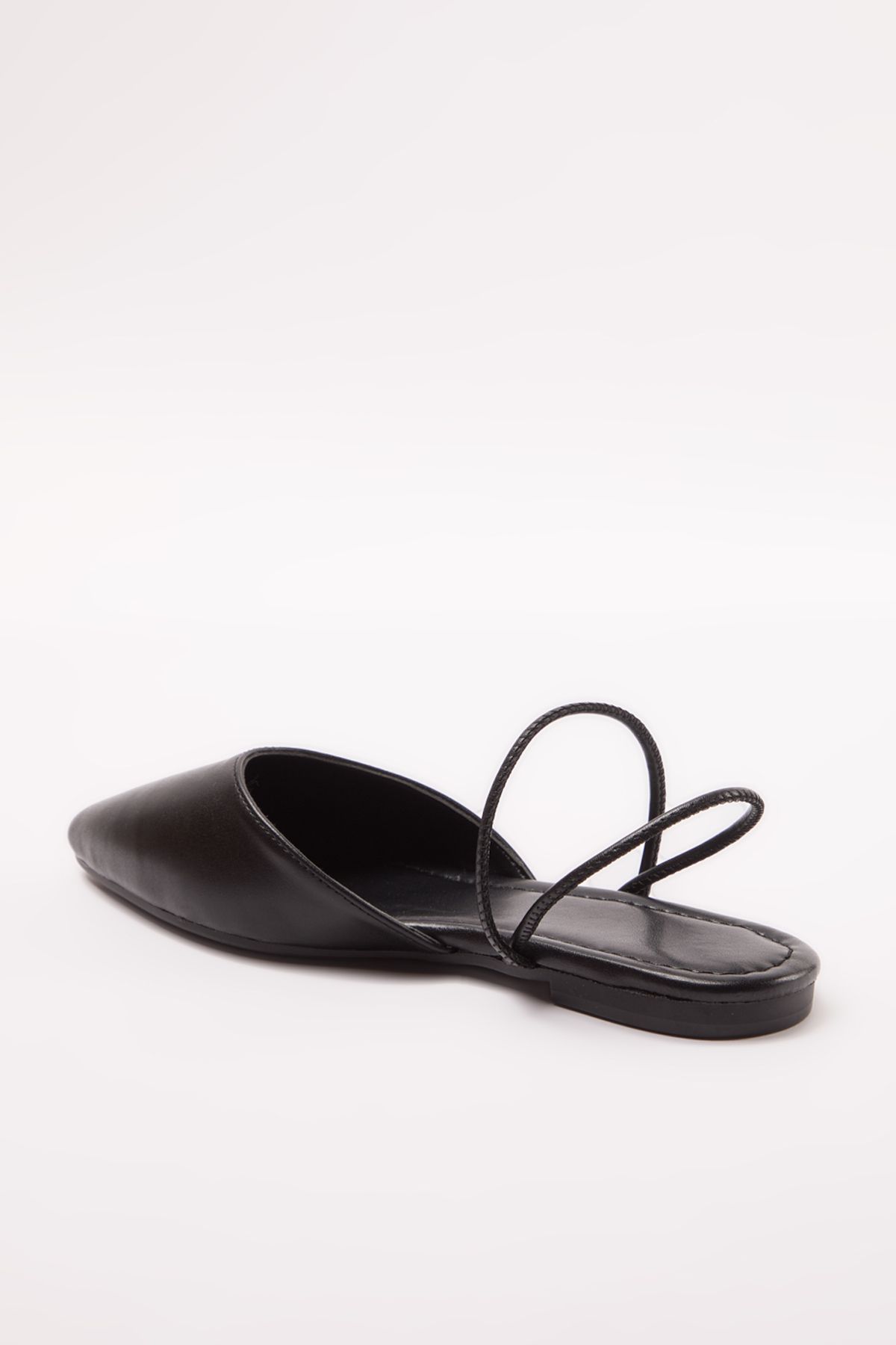 TRENDYOL SHOES-Schwarze Damen-Ballerinas mit offenem Rücken, spitzer Zehenpartie und kurzem Absatz 
 TAKAW25BE00001 6
