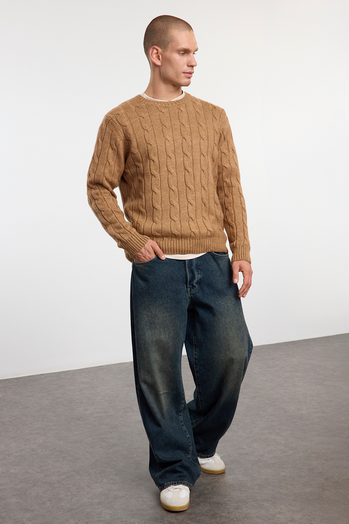 complete the look image